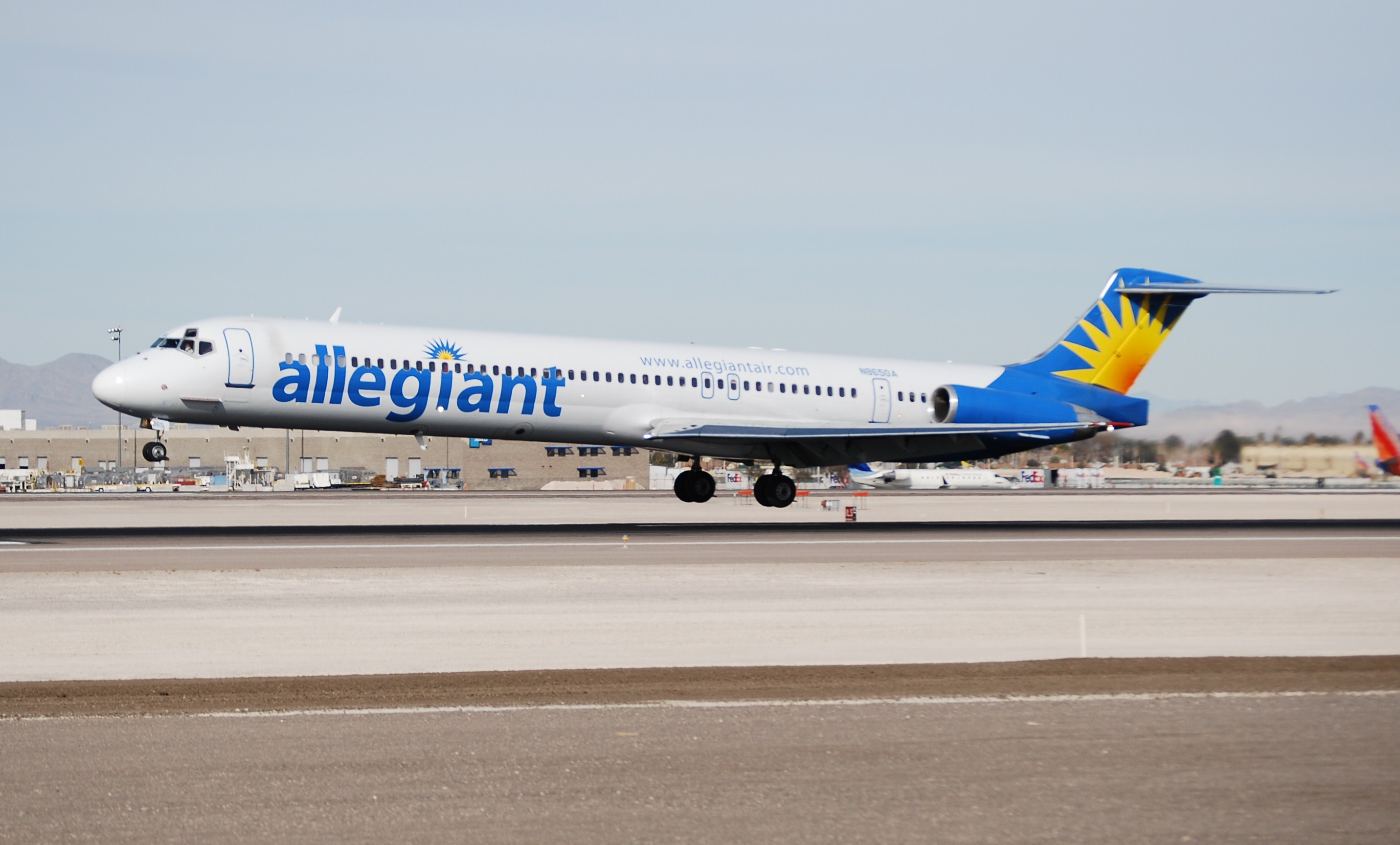 ALLEGIANT AIR (2257342062)