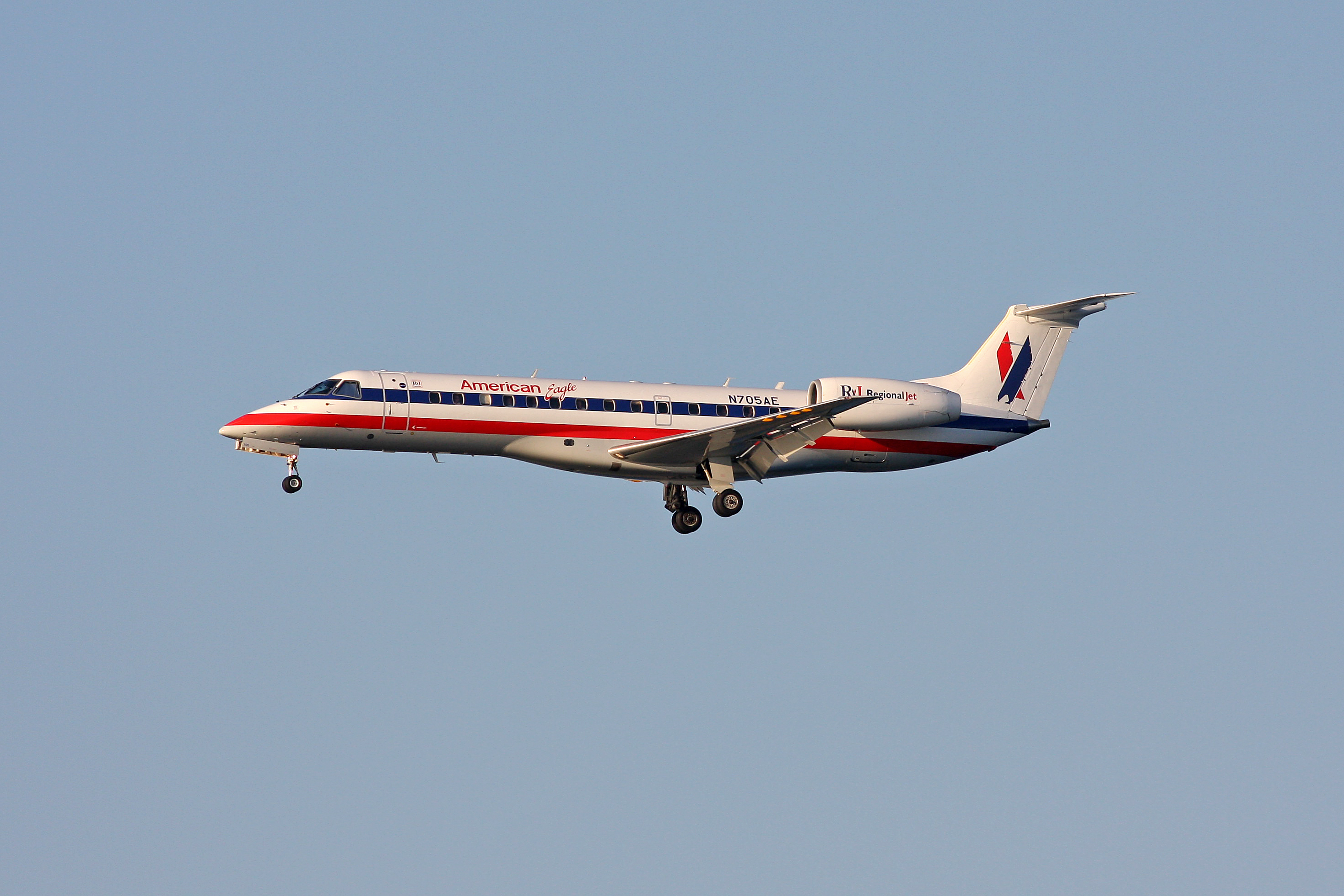 American Eagle N705AE