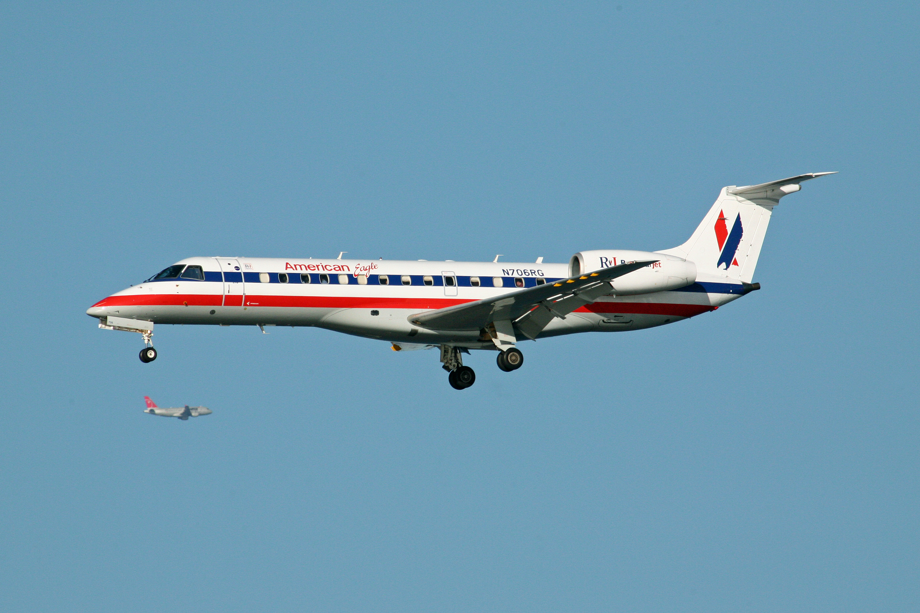 American Eagle N706RG