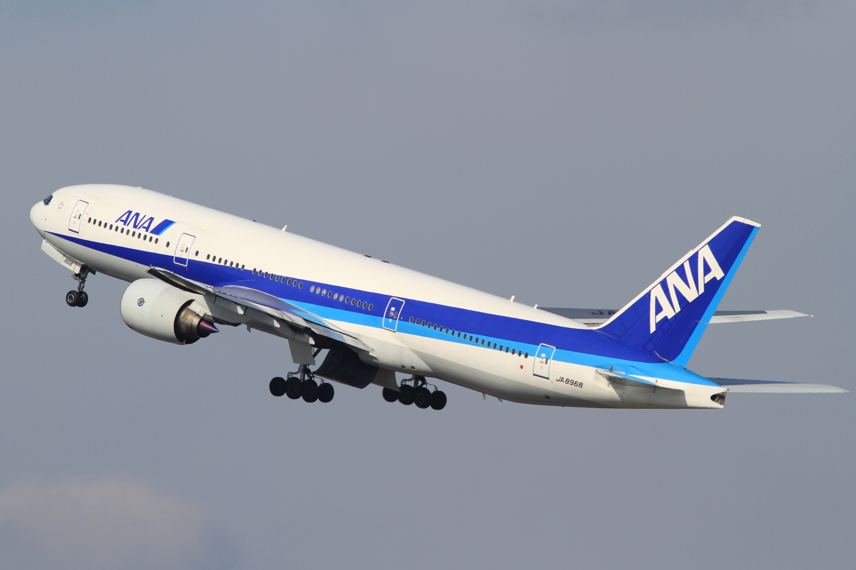 ANA B777-200(JA8968) (4394124563)