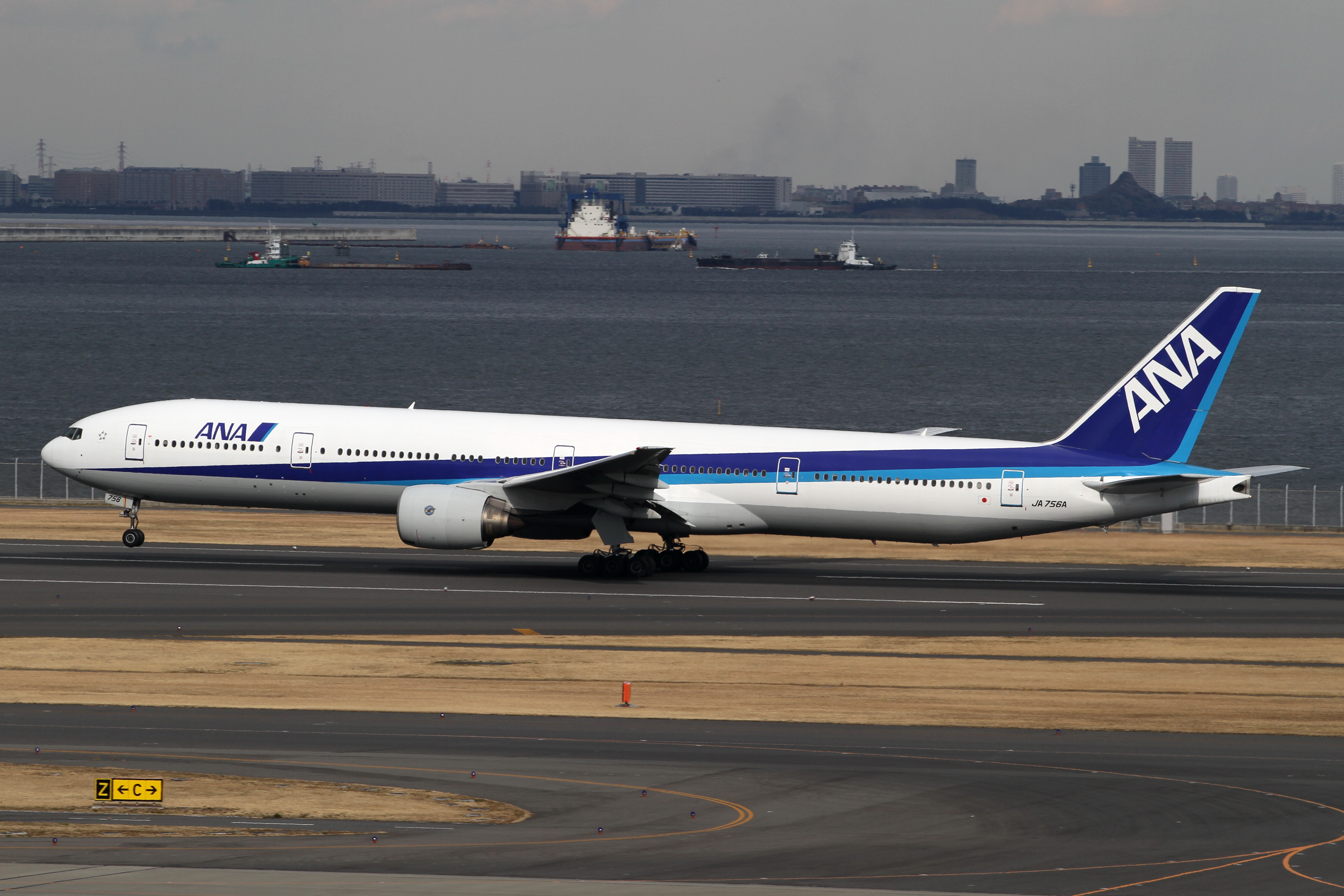 ANA B777-300(JA756A) (5400956518)