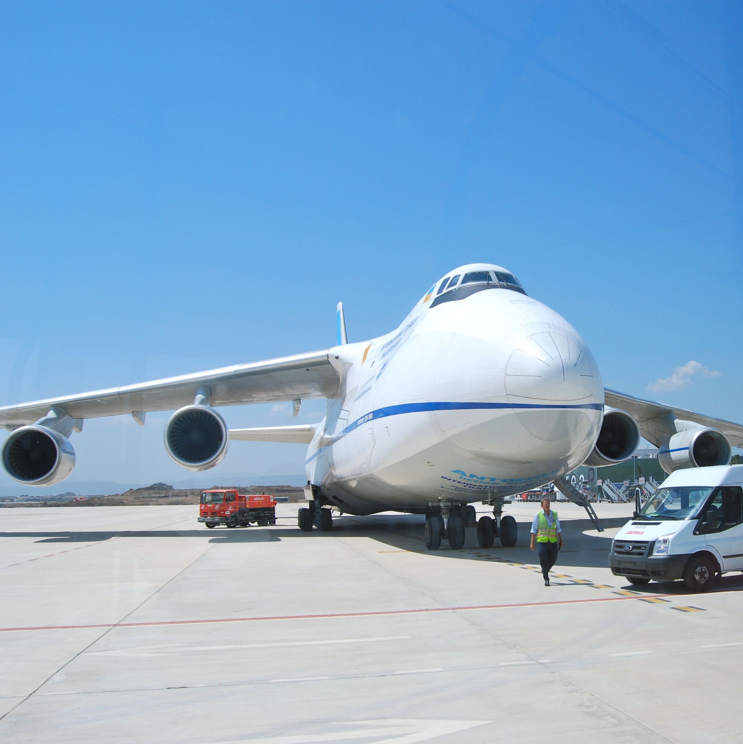 Antonov IV