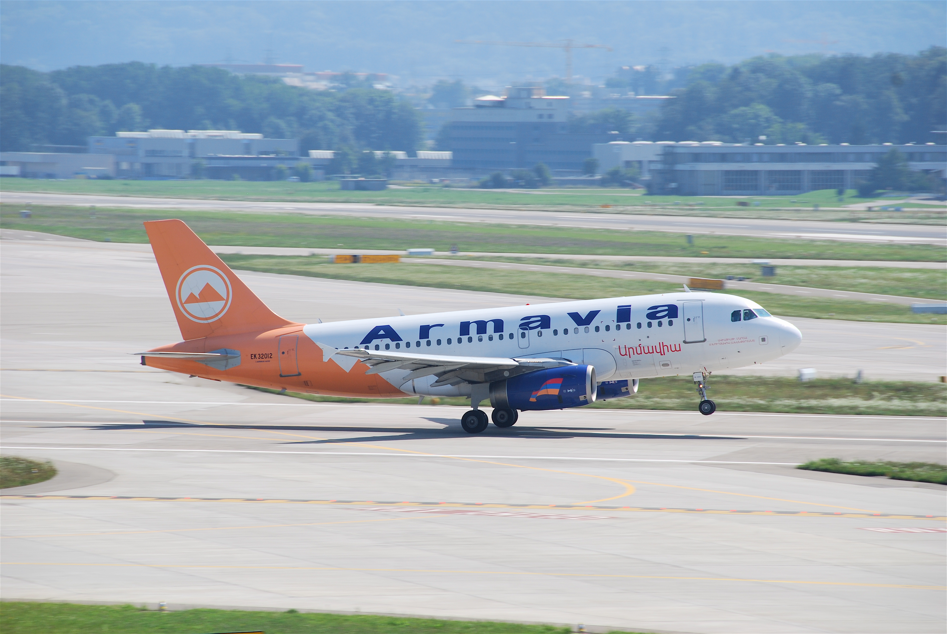 Armavia Airbus A319-132; EK32012@ZRH;20.08.2009 551gg (4327453191)