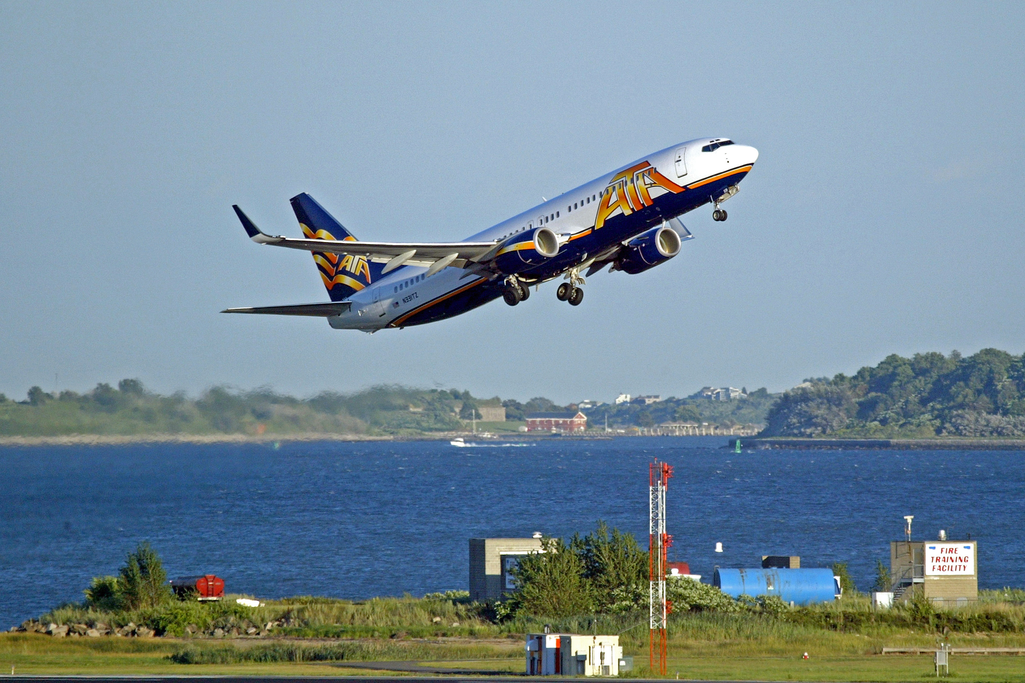 ATA N331TZ 737