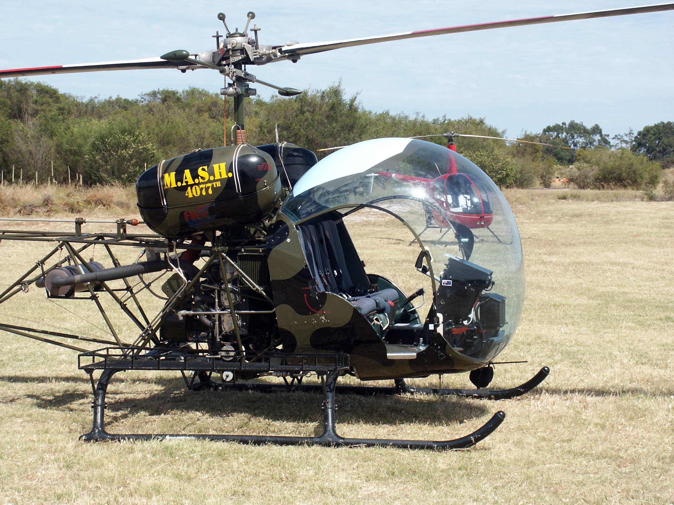 Bell 47G-MASH