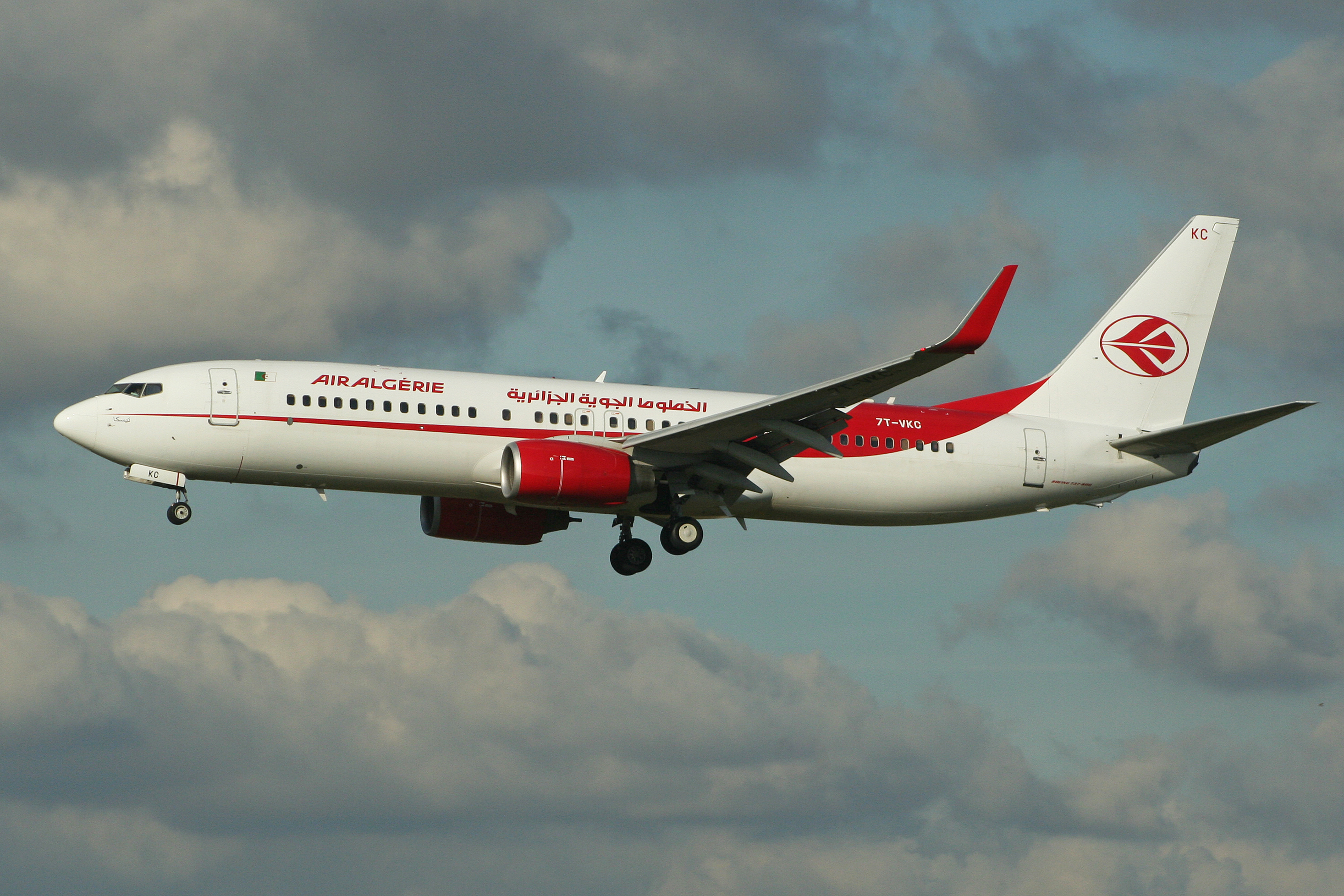 Boeing 737-8D6w 7T-VKC Air Algerie (7132619577)