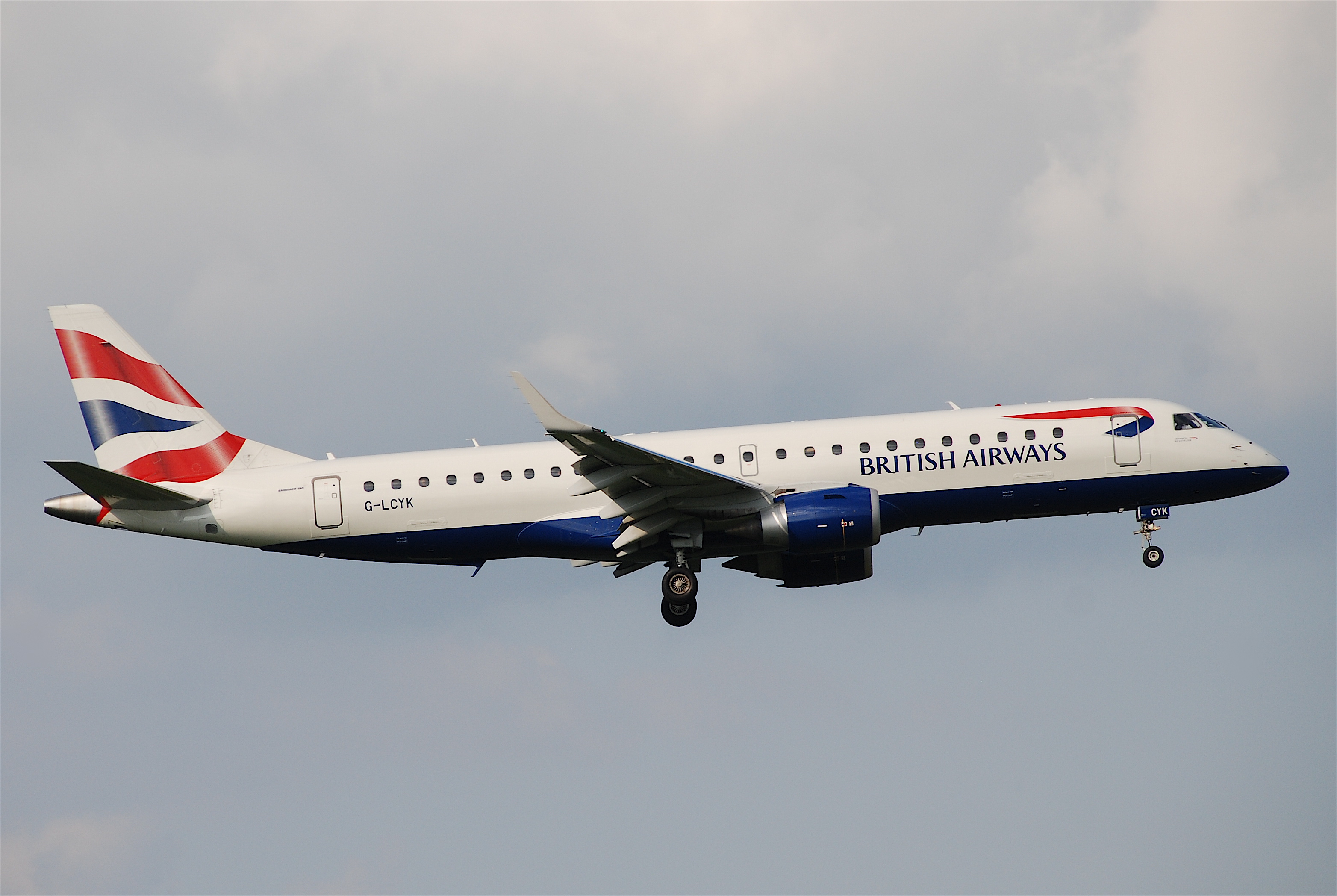 British Airways Embraer ERJ-190; G-LCYK@ZRH;30.06.2011 601ab (5897361136)