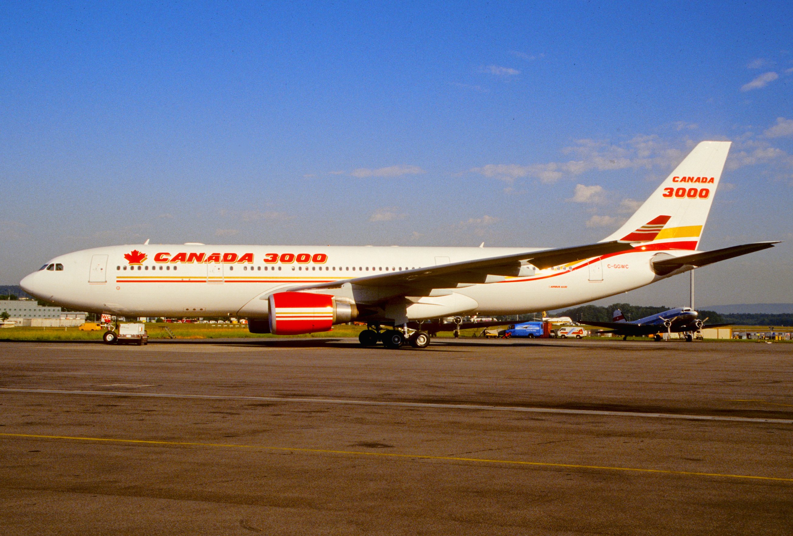 Canada 3000 Airlines Airbus A330-202; C-GGWC; ZRH, June 2000 DCR (4975482710)