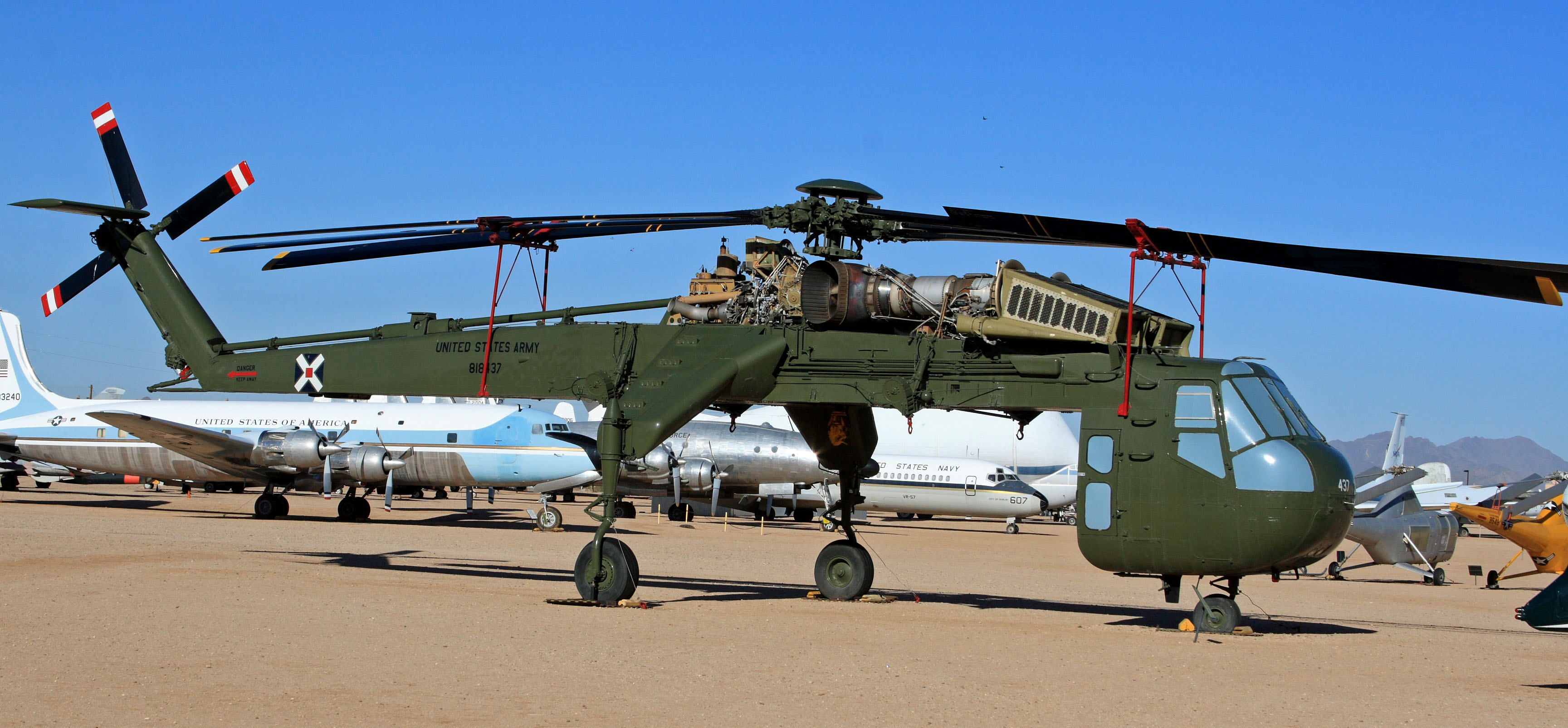 Cool looking helicopter (5732721928)