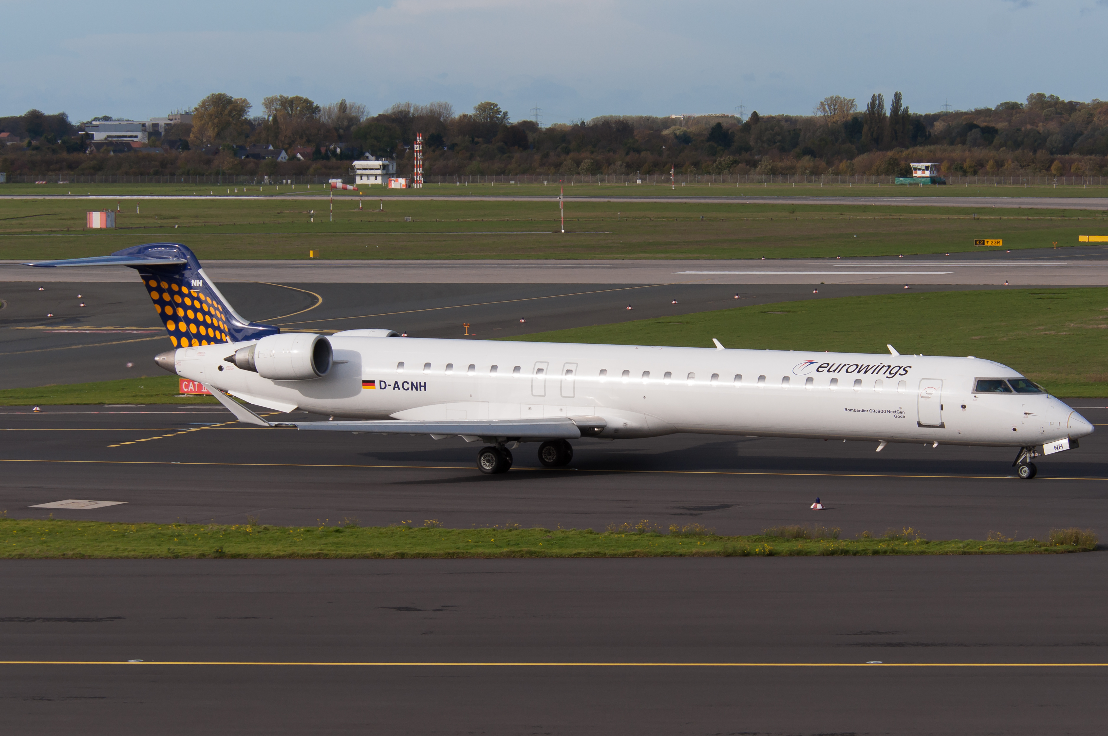 D-ACNH (10775792356)