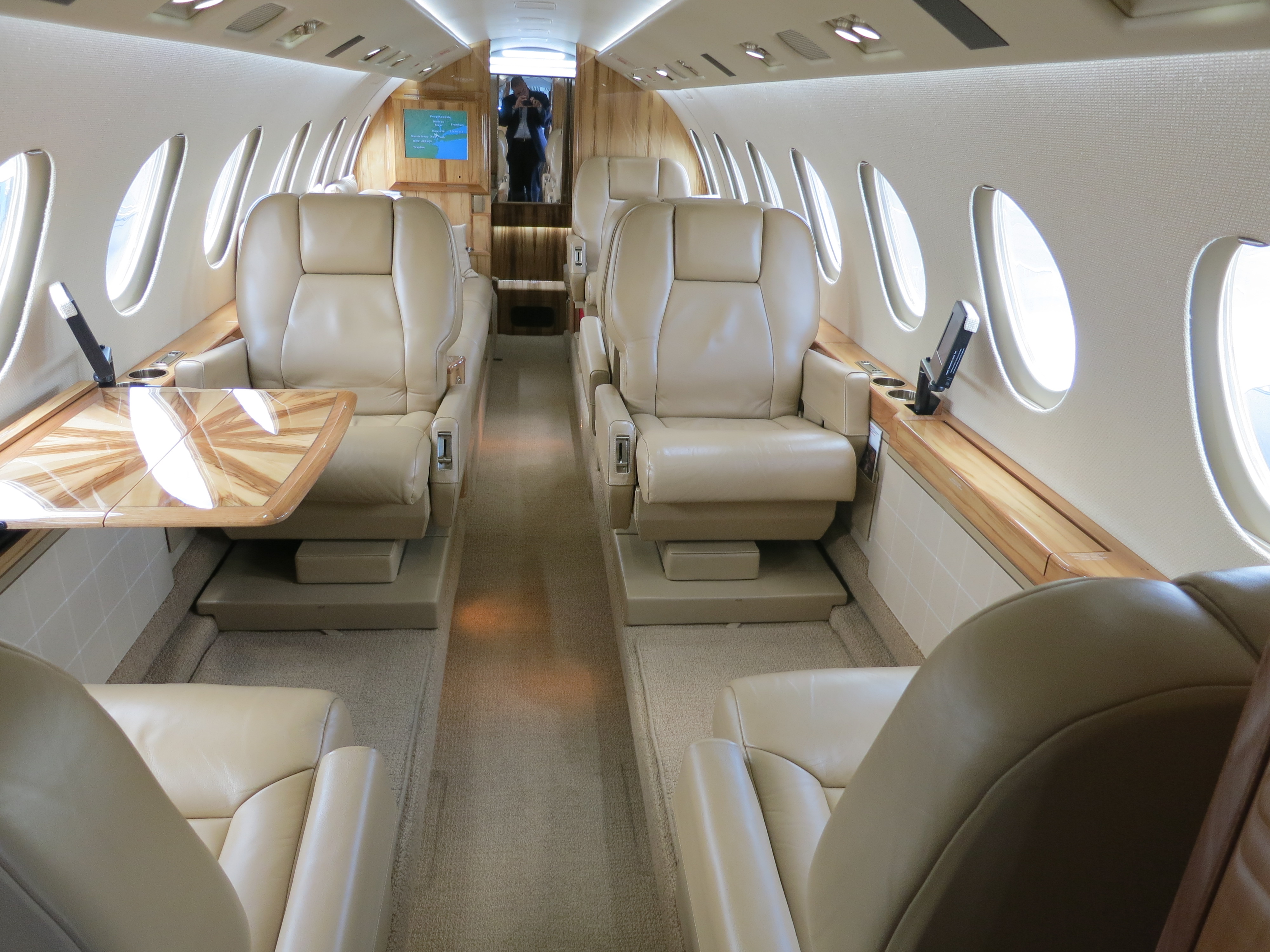 Dassault Falcon 50 cabin interior