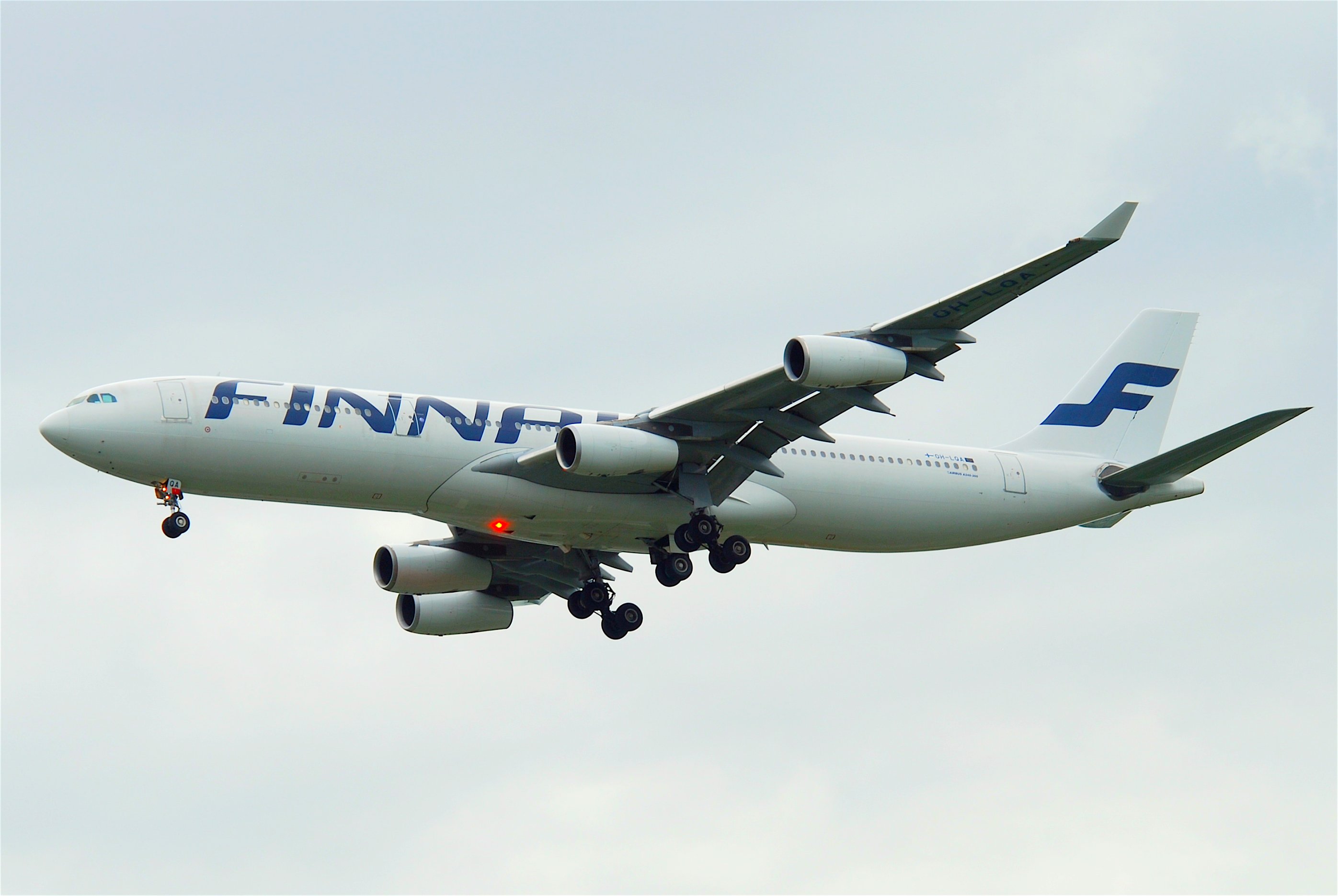 Finnair Airbus A340-311; OH-LQA@BKK;30.07.2011 613iy (6042502916)