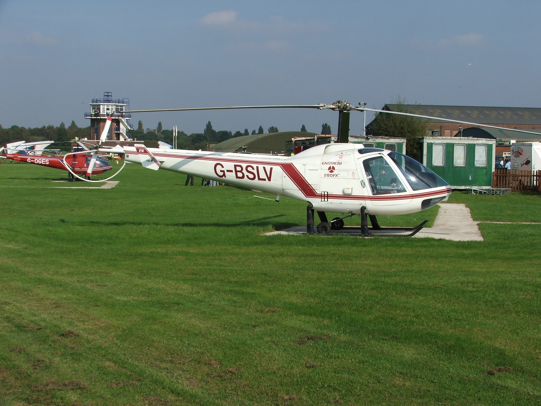 G-BSLV (5710867813) (2)