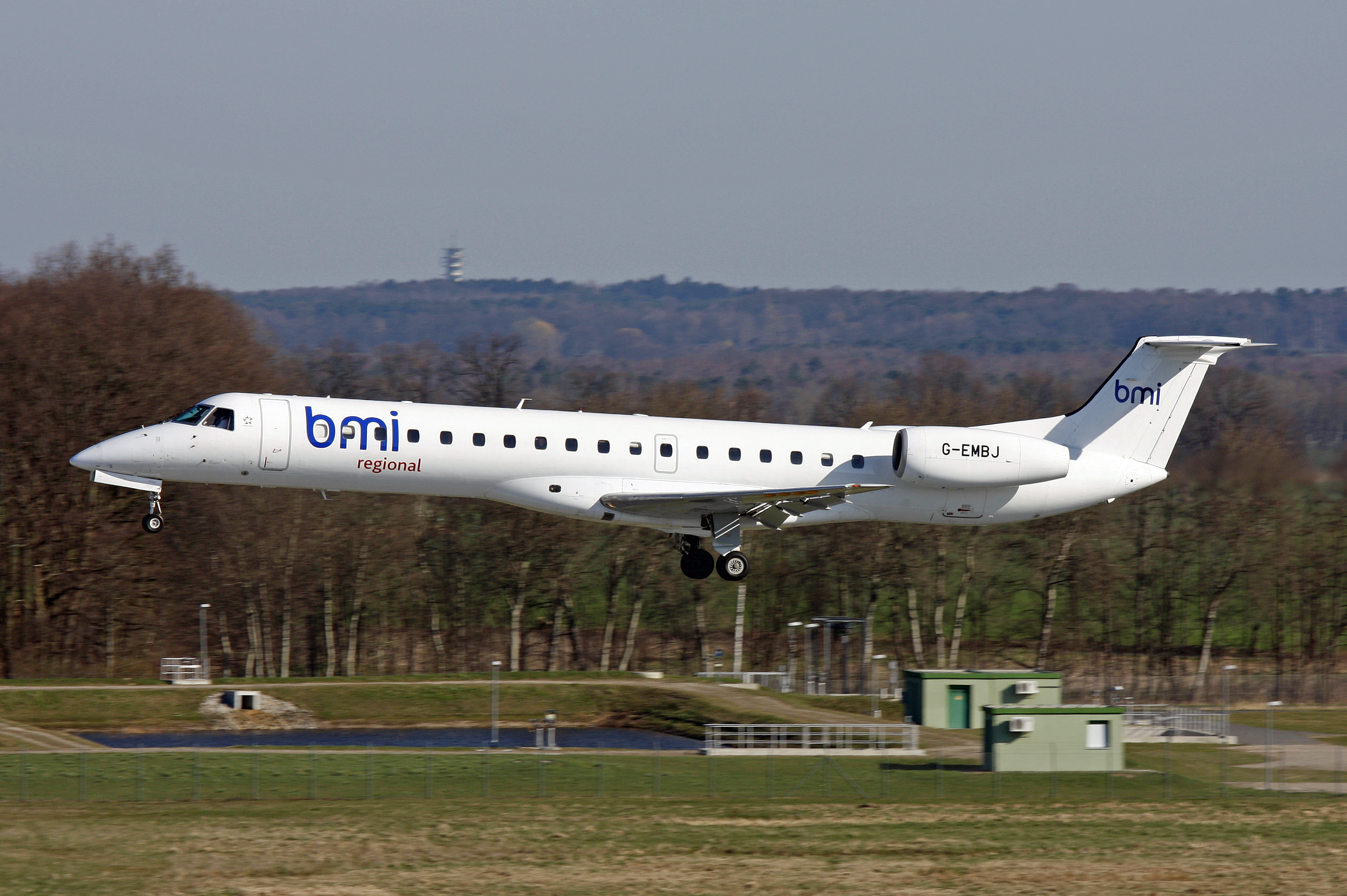 G-EMBJ (4484399921) (2)