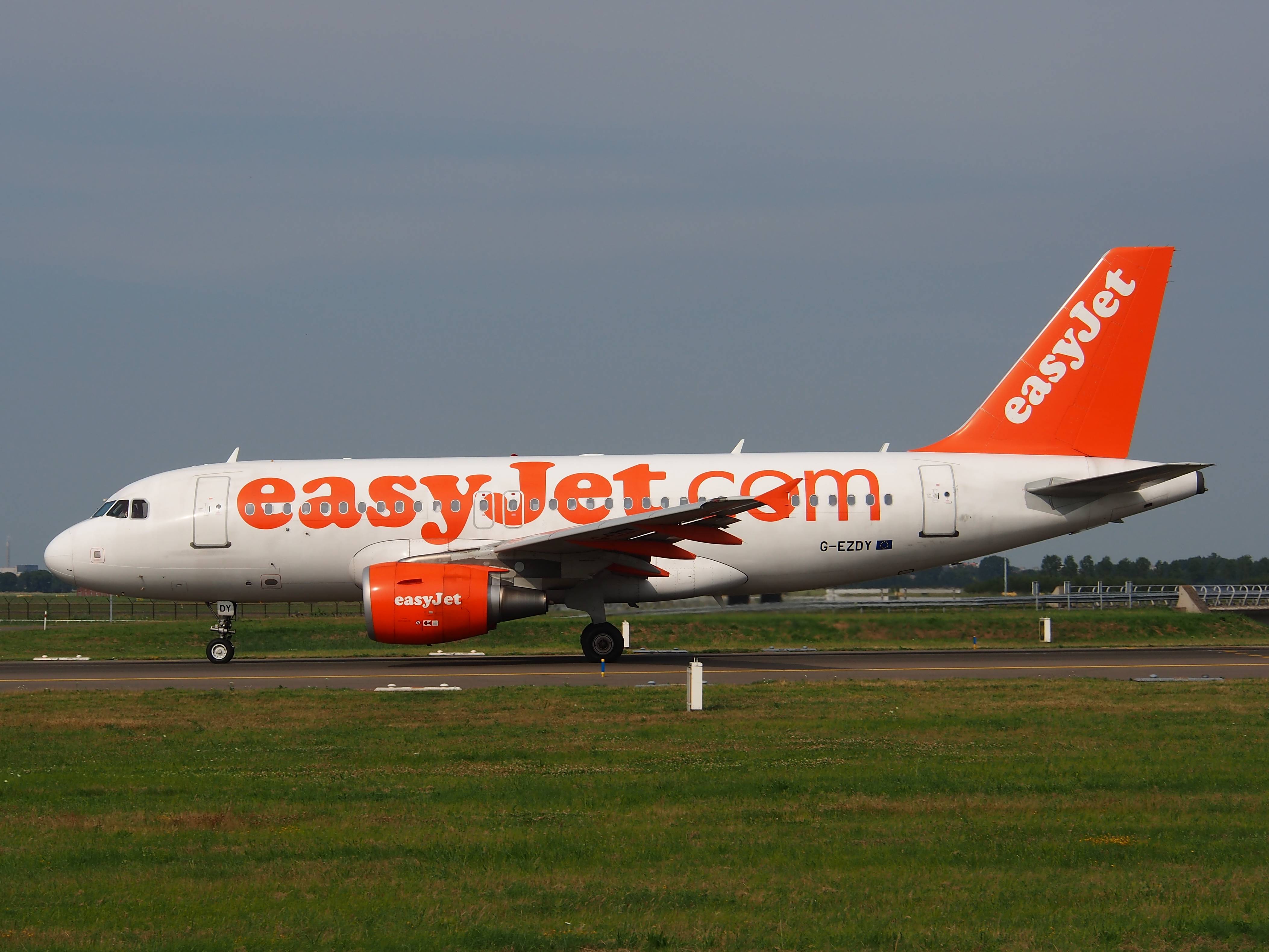 G-EZDY easyJet Airbus A319-111 - cn 3763 pic2 