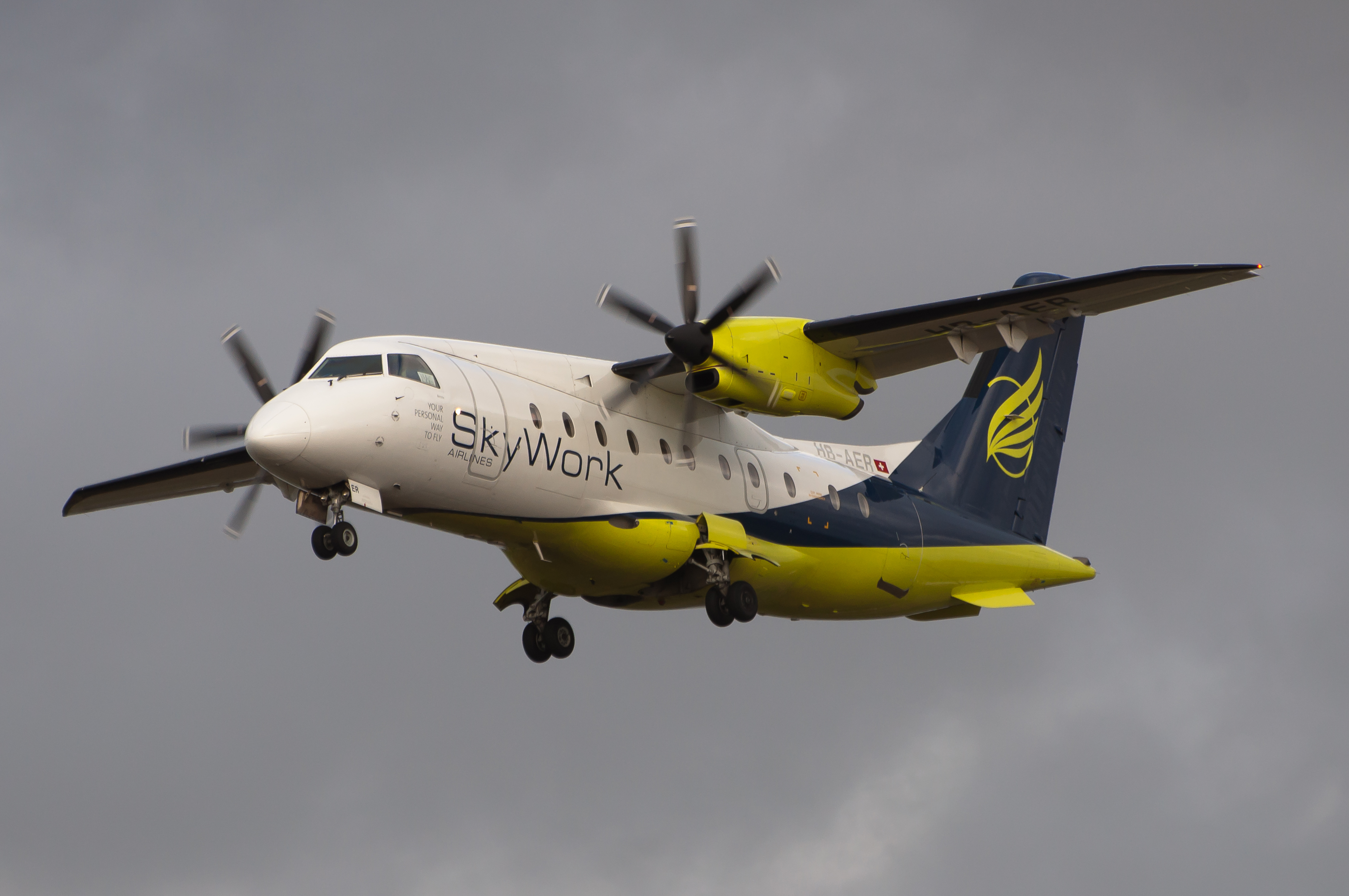 HB-AER (8219571053)
