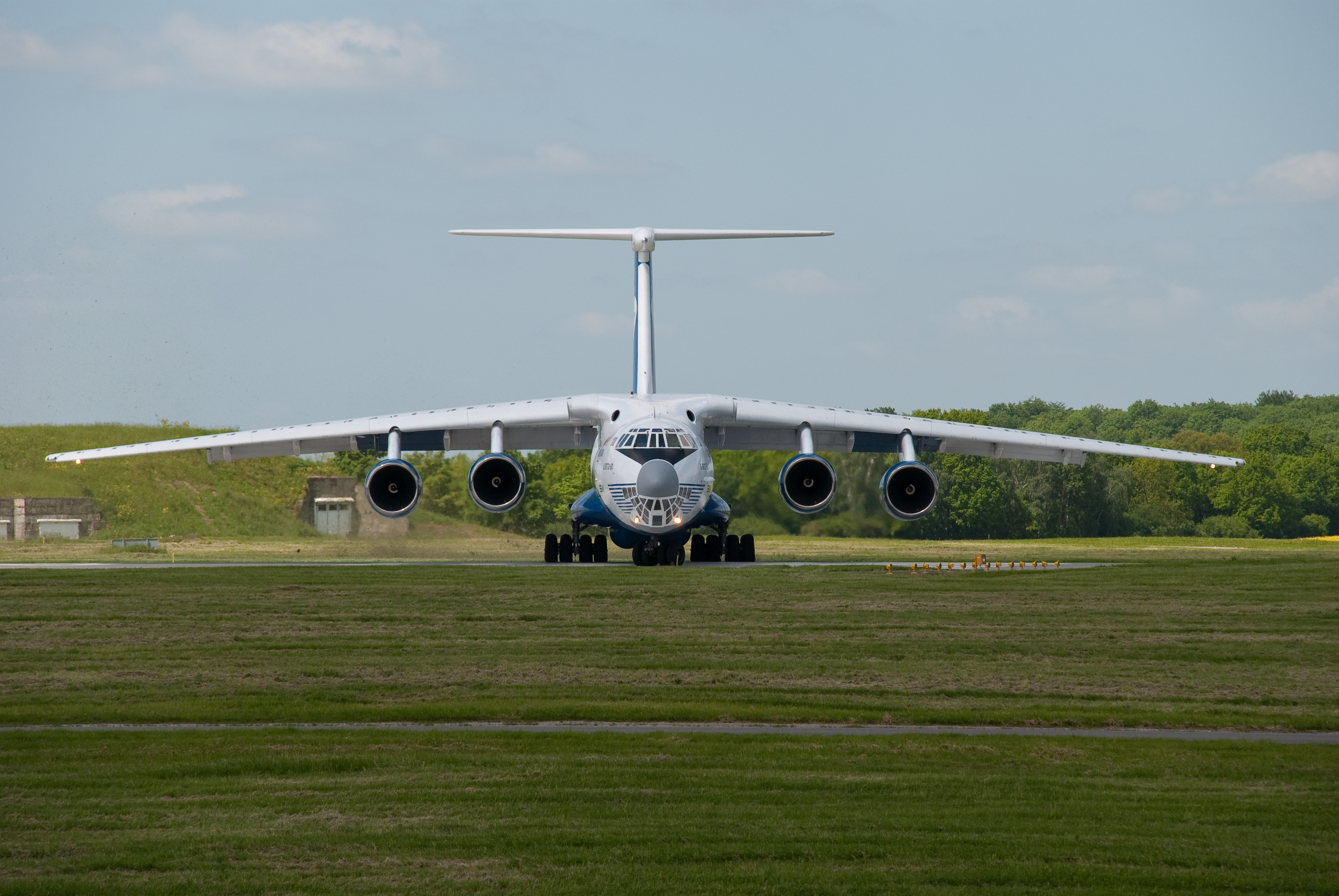 Ilyushin Il-76 (8739192302)