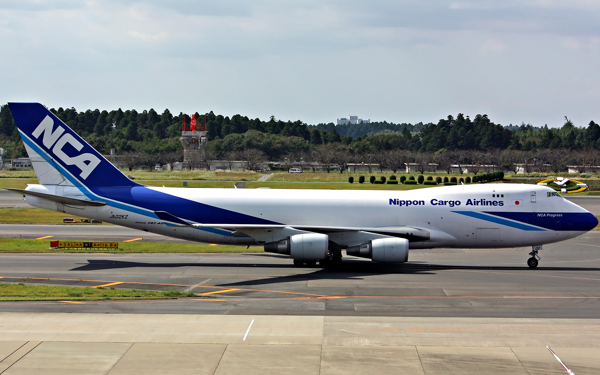 JA02KZ (4902384845)