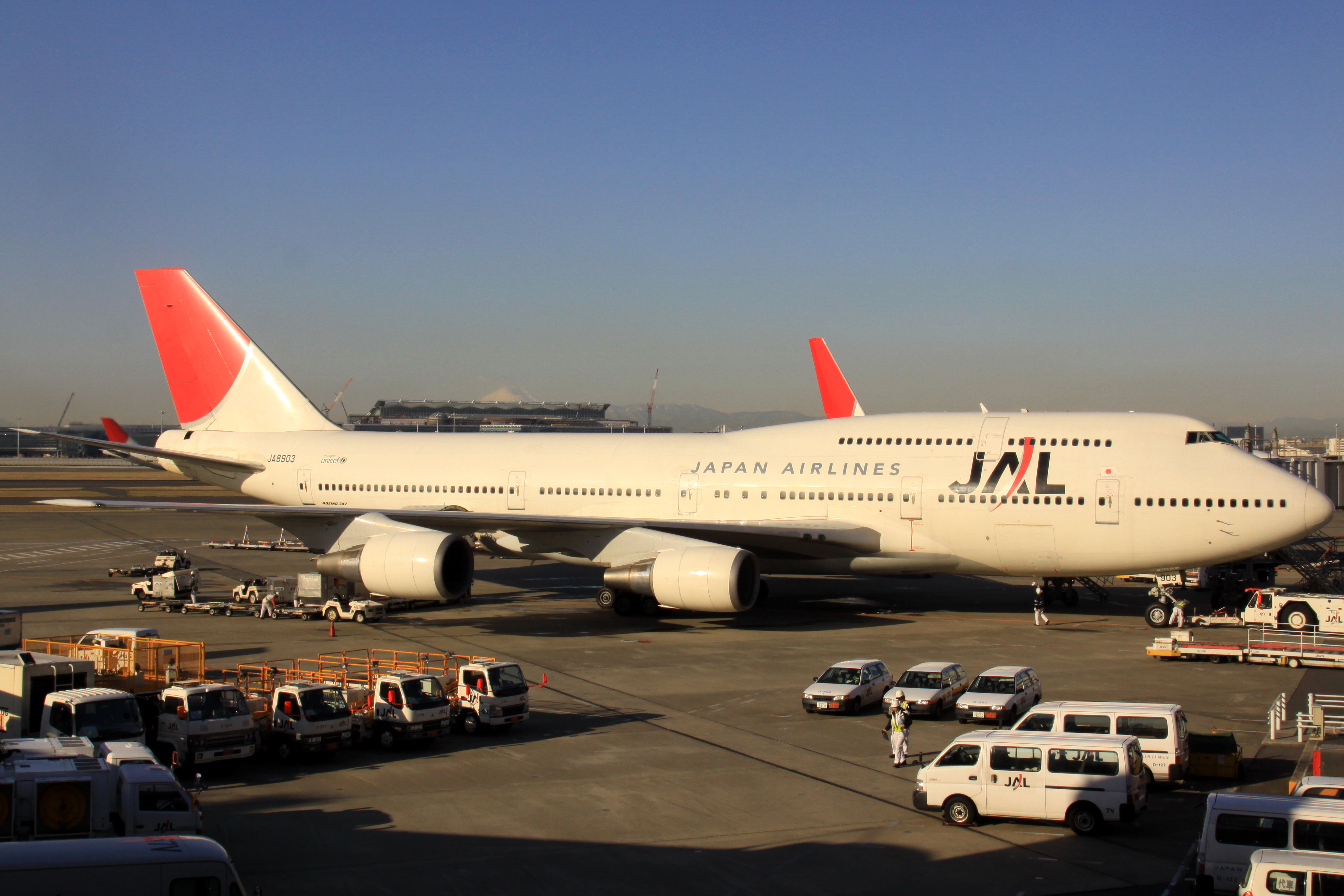JAL B747-400D(JA8903) (4278034710)