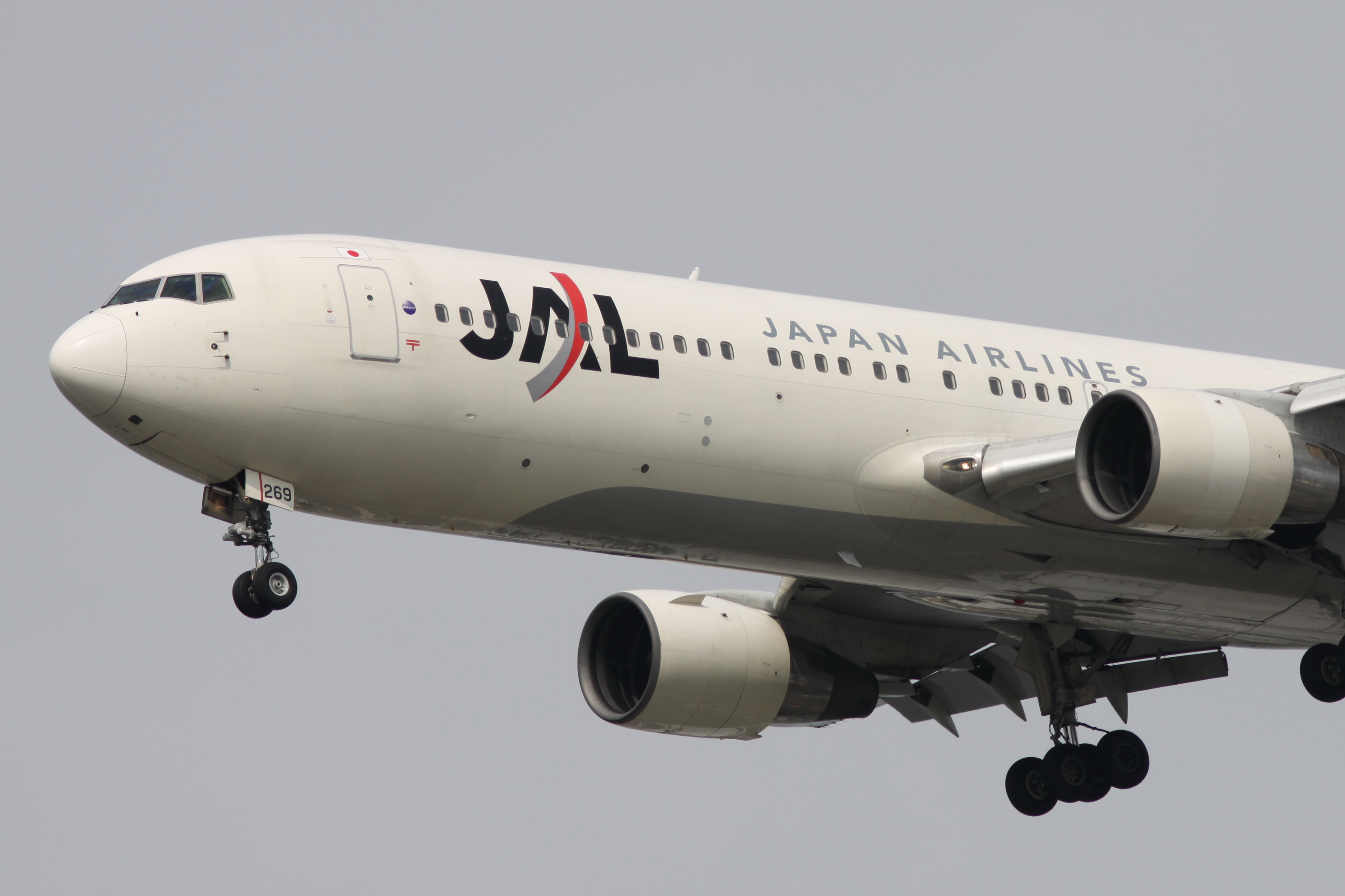 JAL B767-300(JA8269) (3848057571)