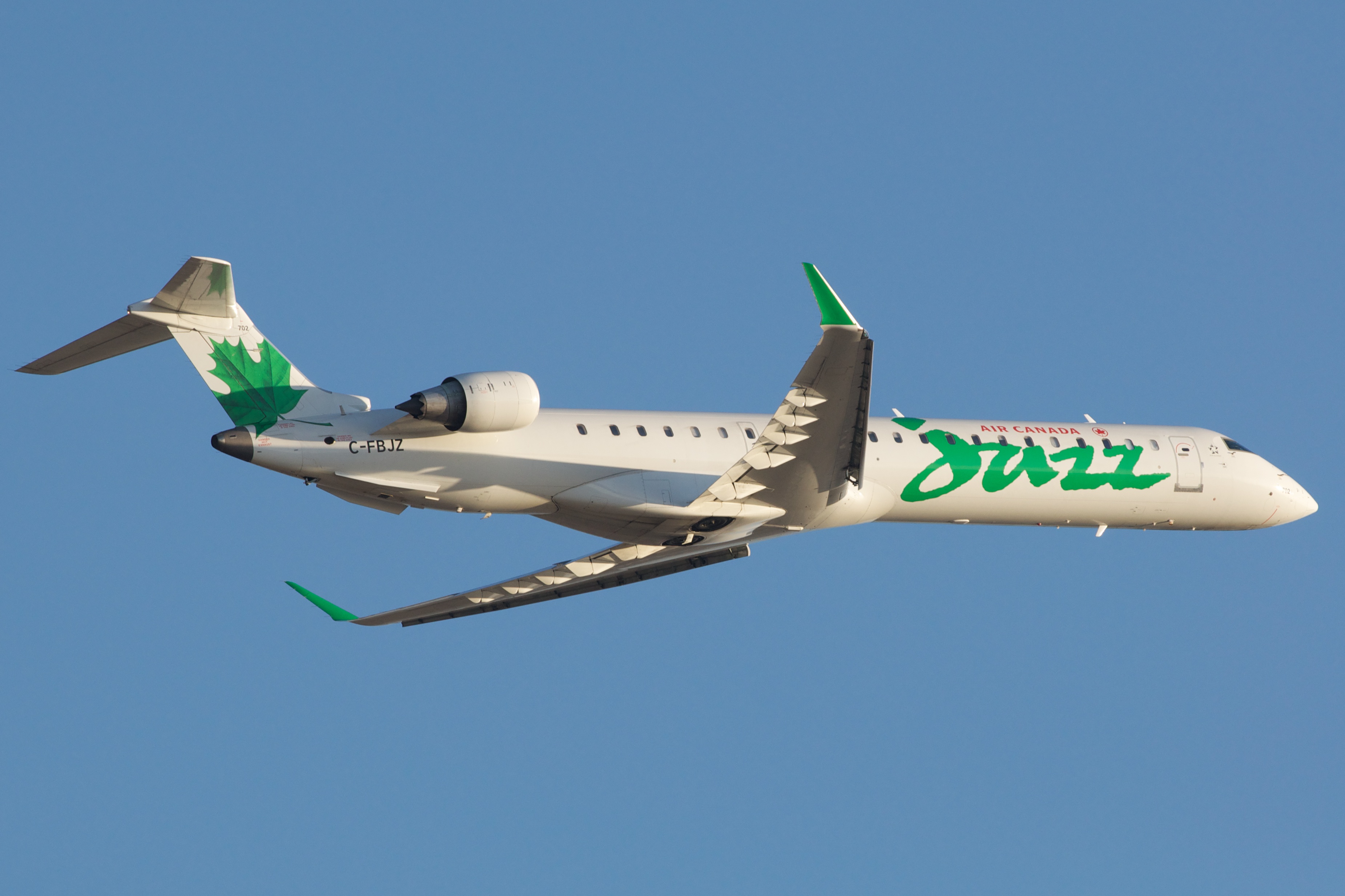 Jazz CRJ-705 (6974301103)