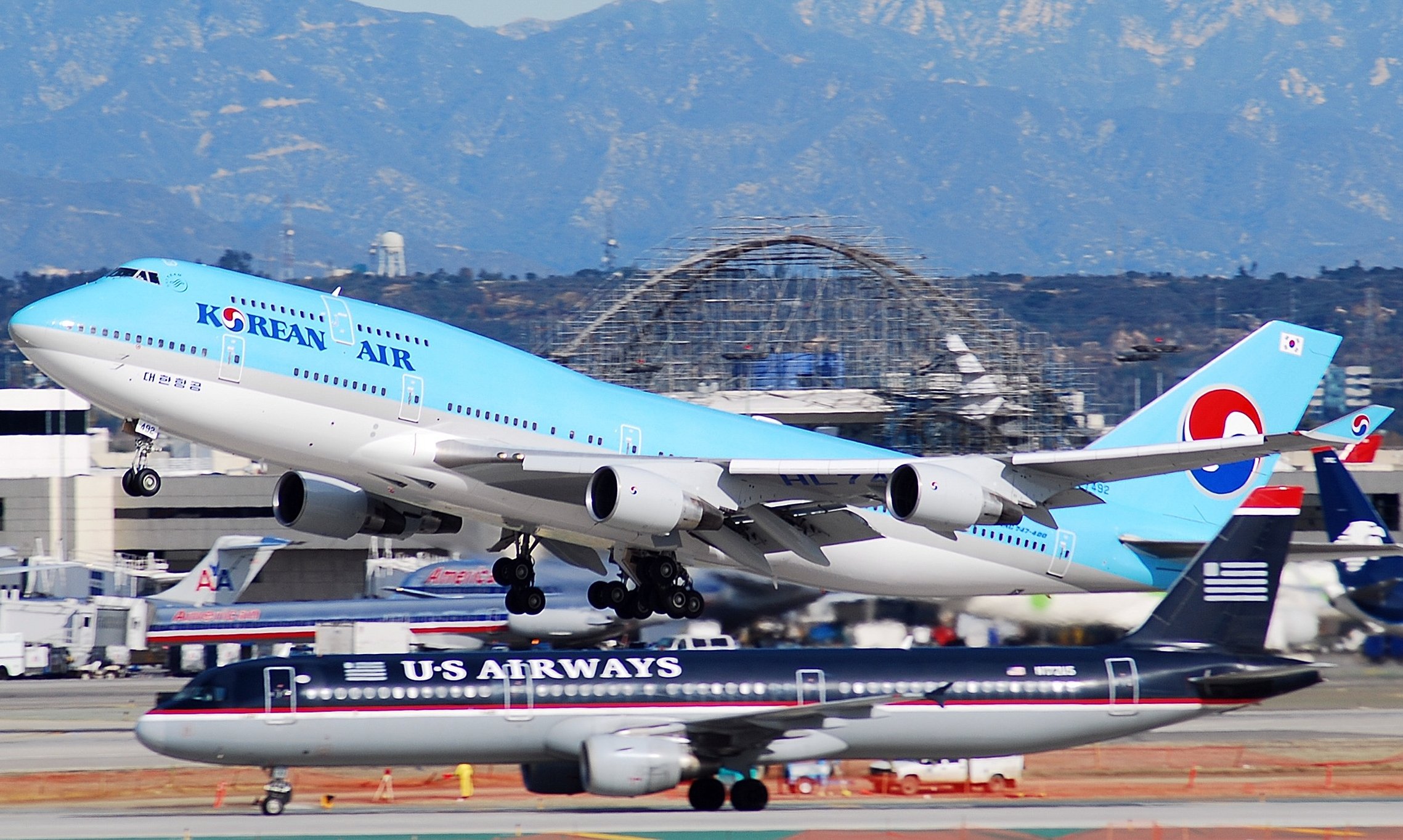 KOREAN AIR 747-400 (2147779787)