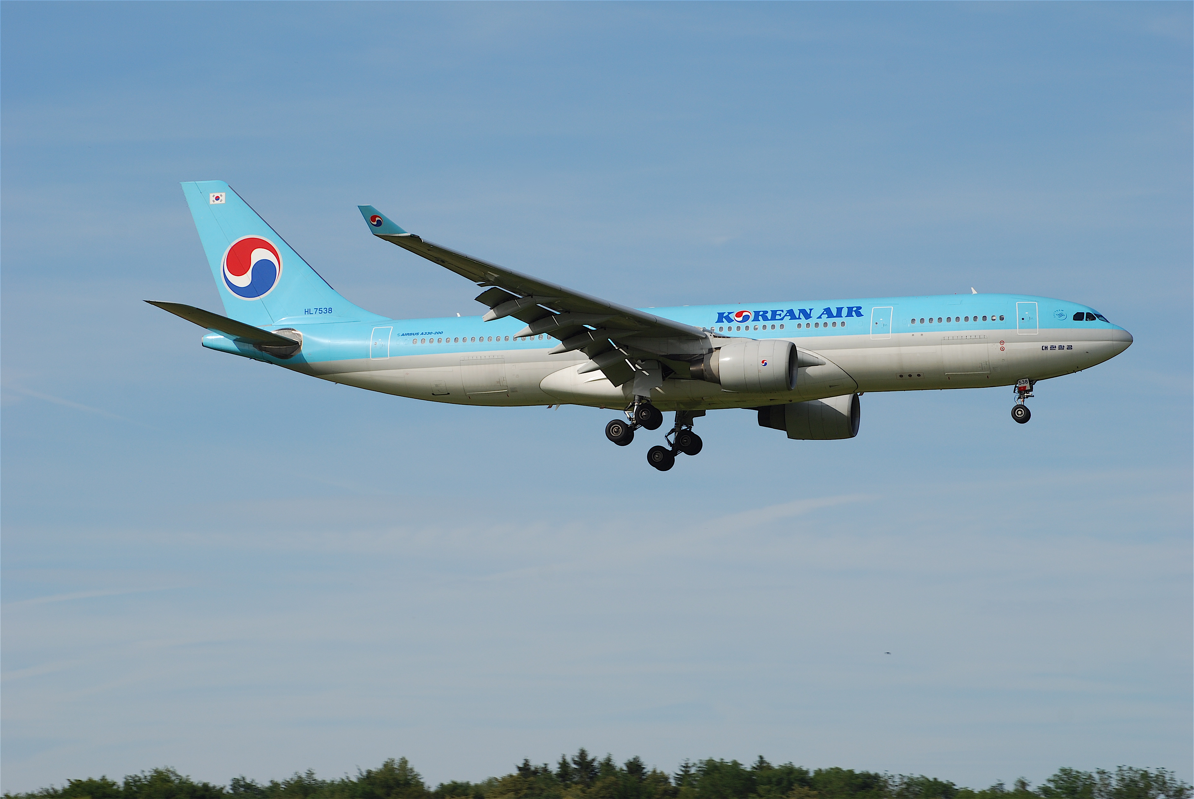 Korean Air Airbus A330-200, HL7538@ZRH,30.06.2007-473be - Flickr - Aero Icarus