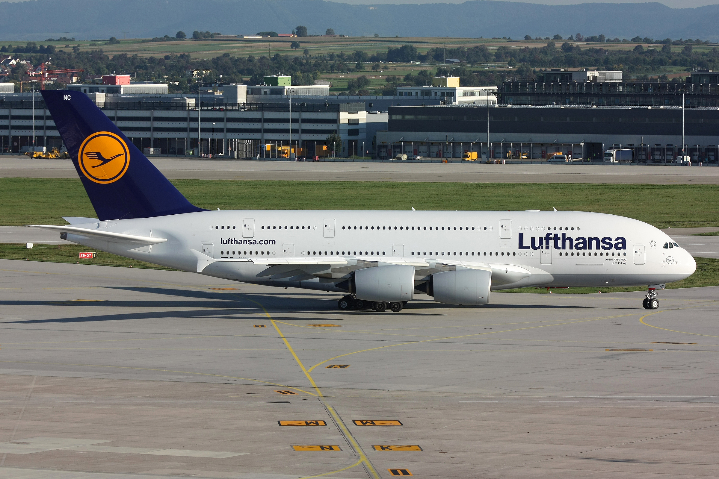 Lufthansa A380 D-AIMC