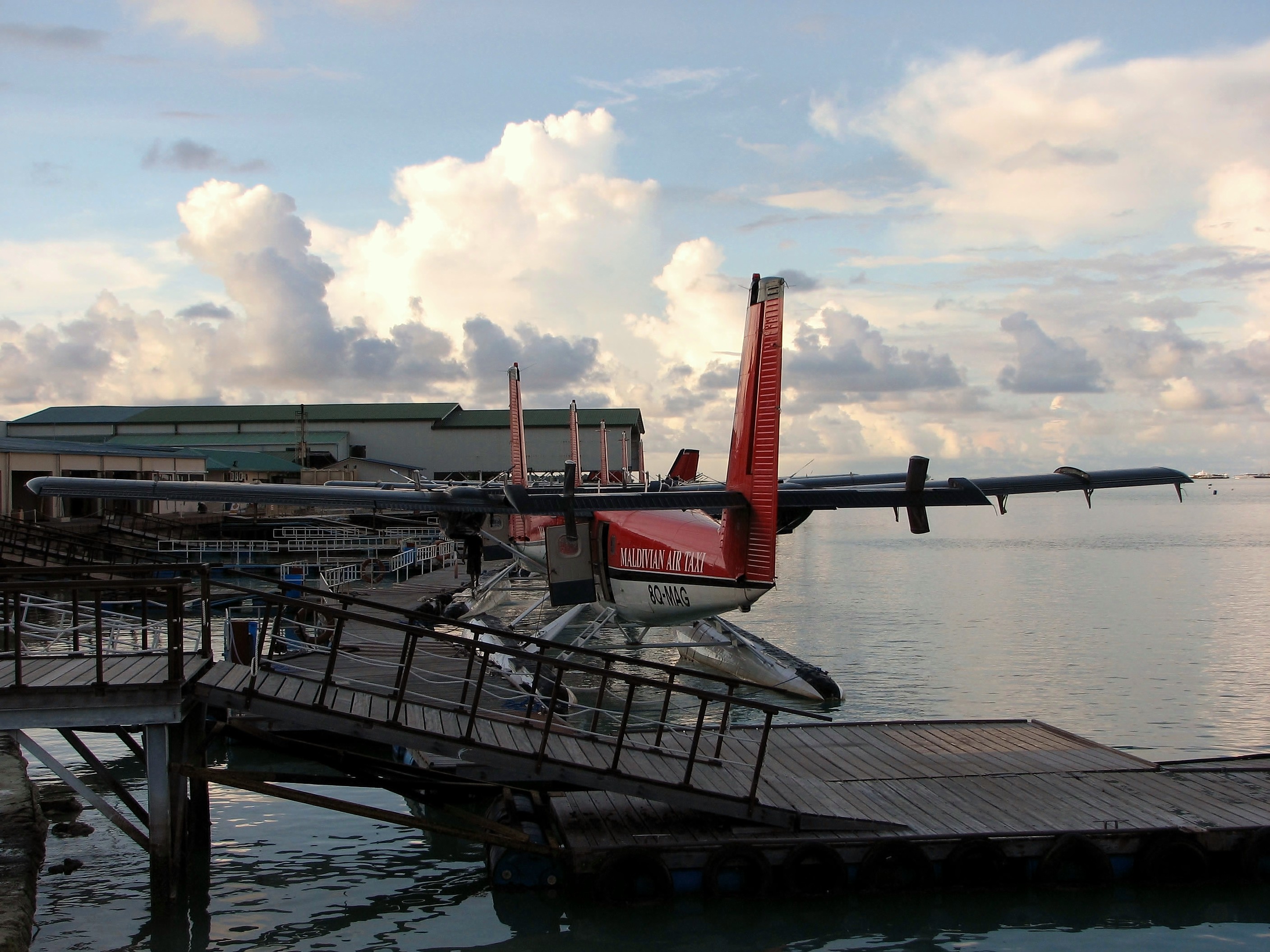 Maldivian Air Taxi DHC6 (293597304)