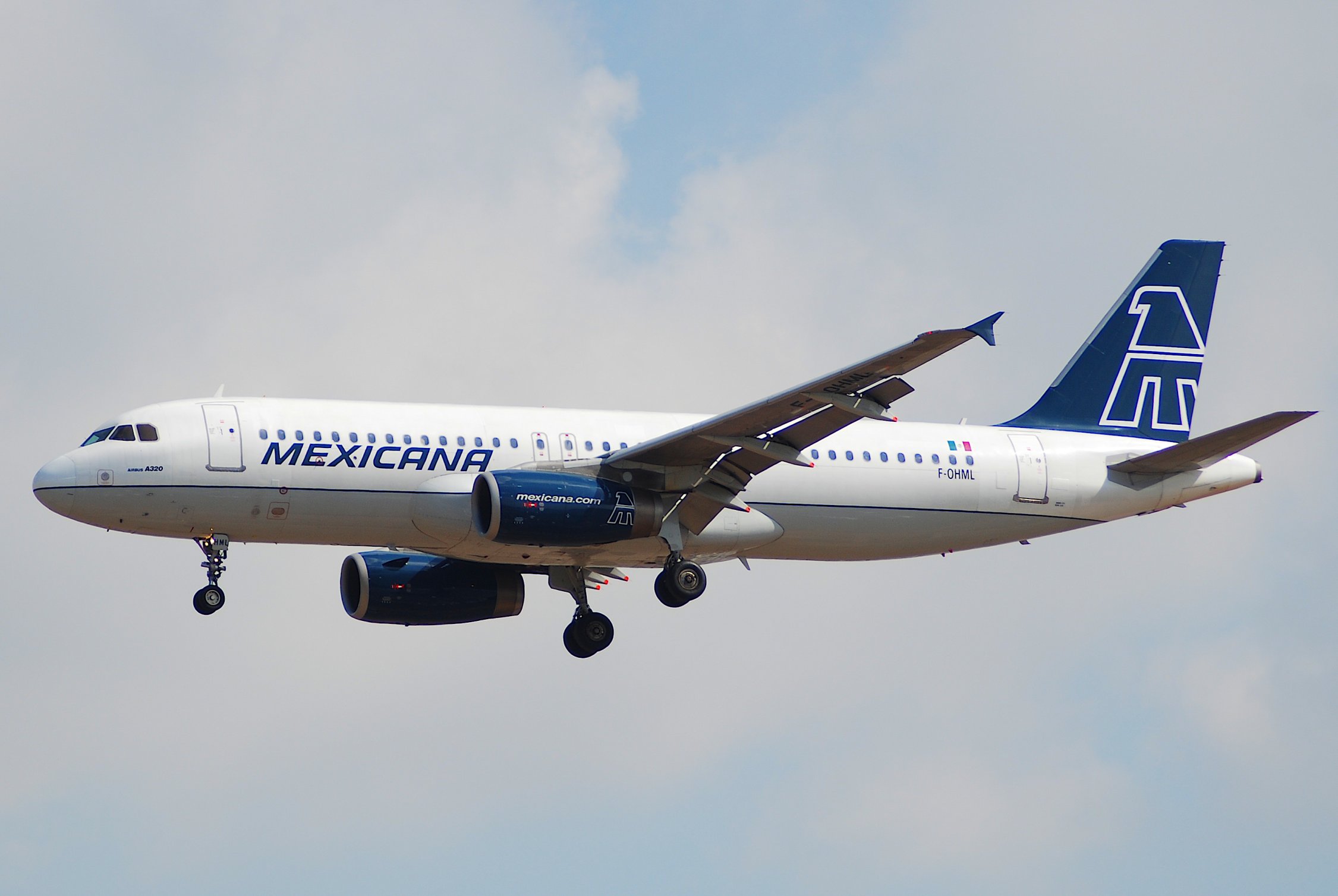 Mexicana Airbus A320-231; F-OHML@LAX;21.04.2007 466gc (4289175368)