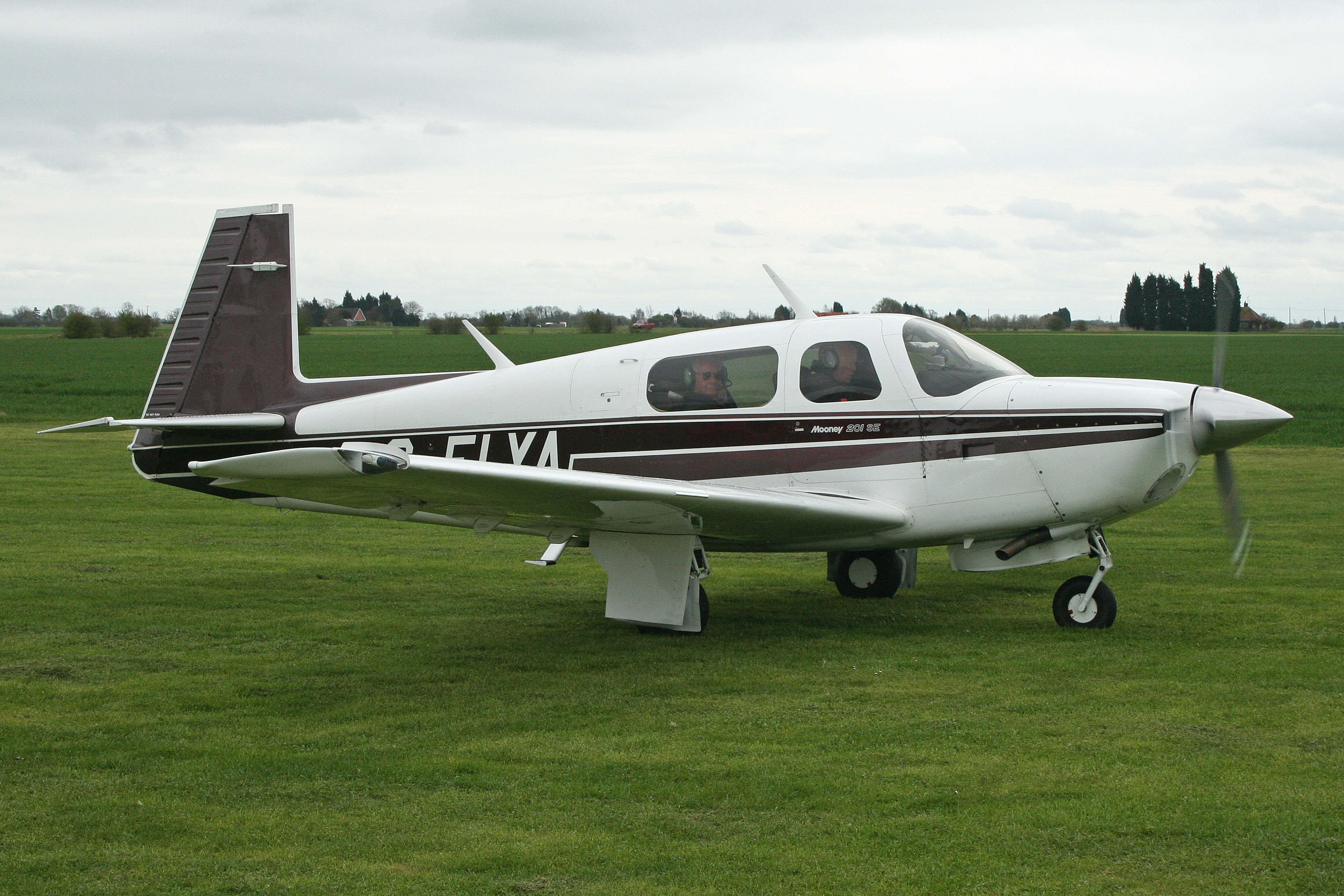 Mooney M.20J-201 G-FLYA (6935056536)