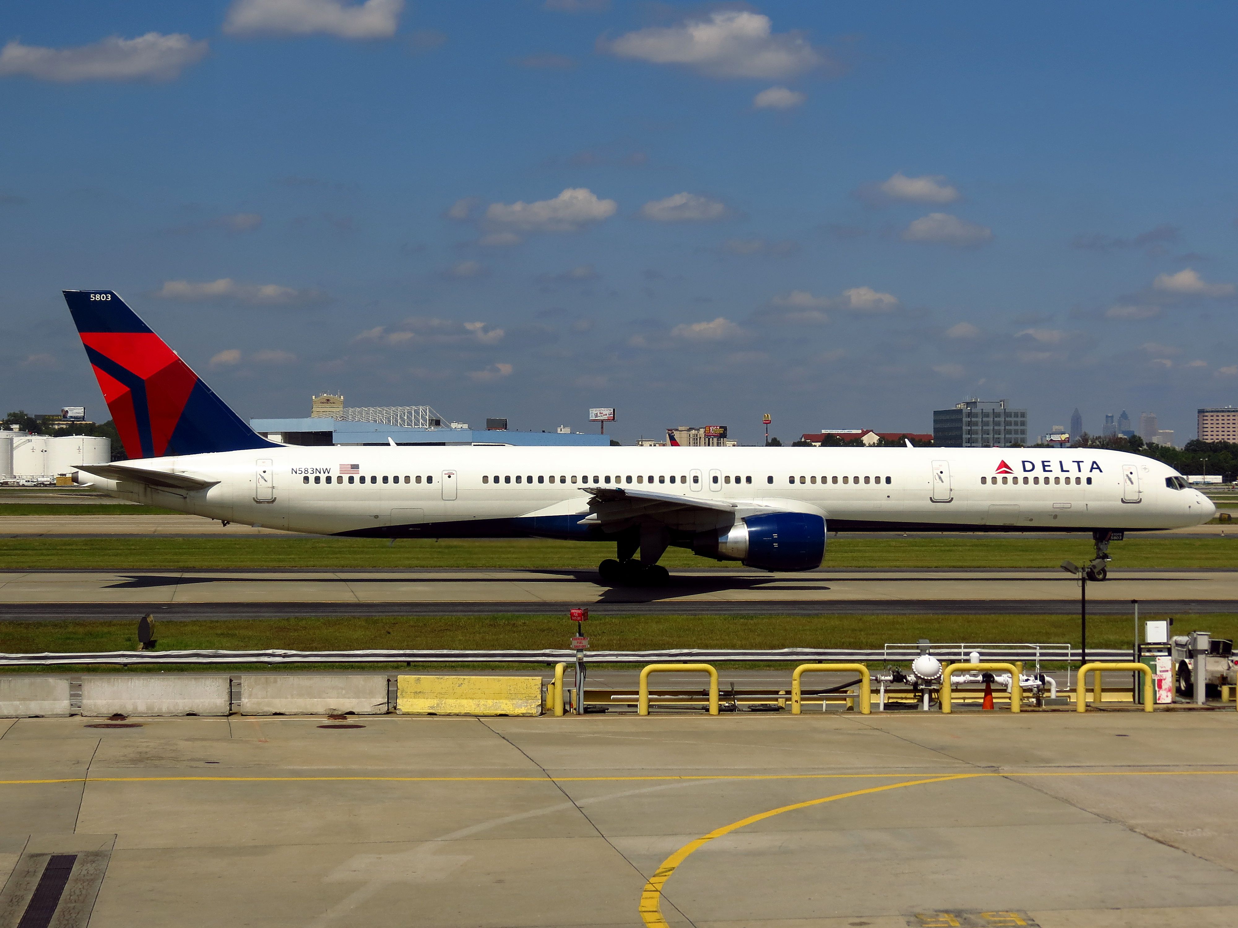 N583NW (8025008229)