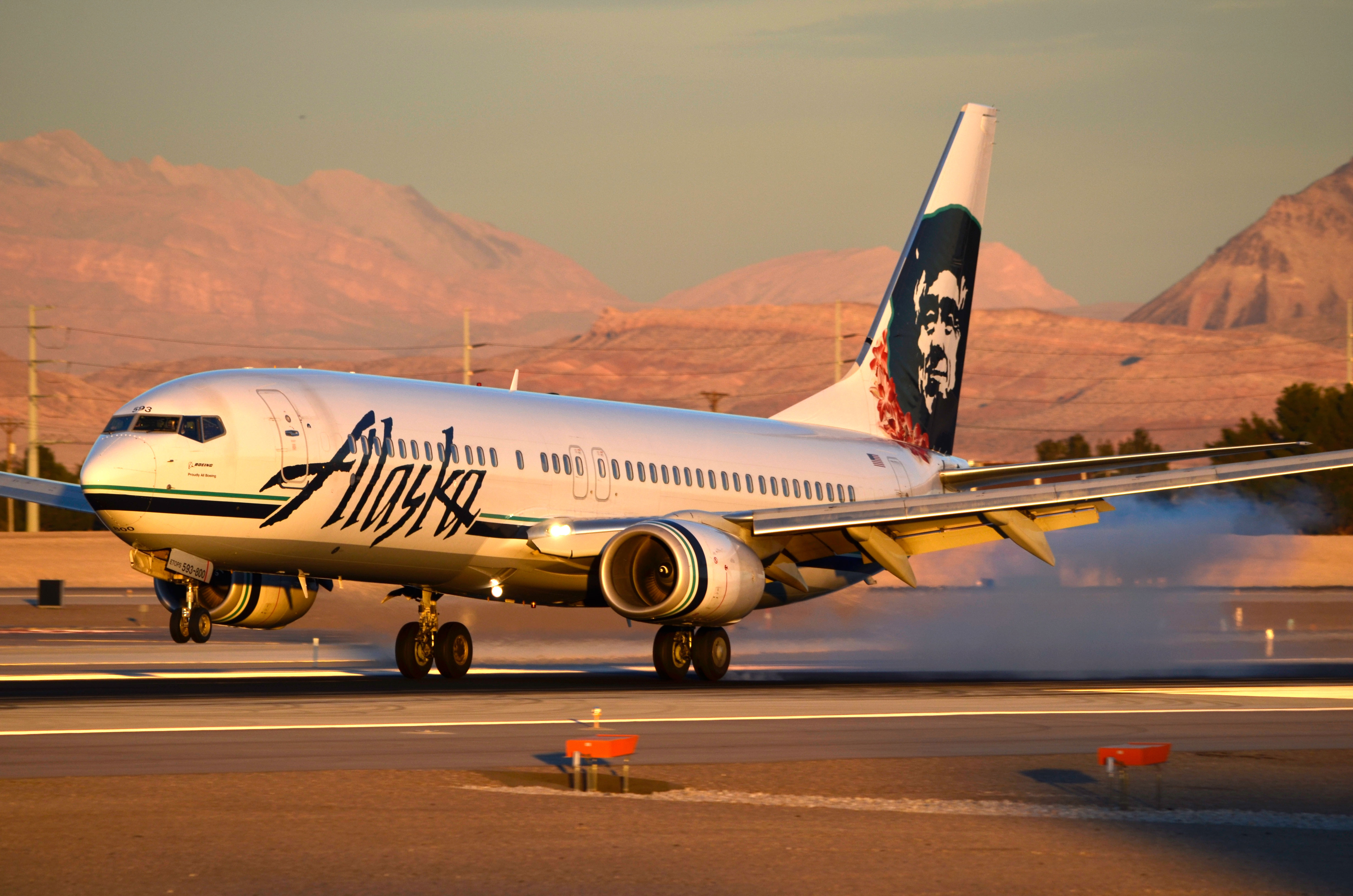 N593AS (11640625384)