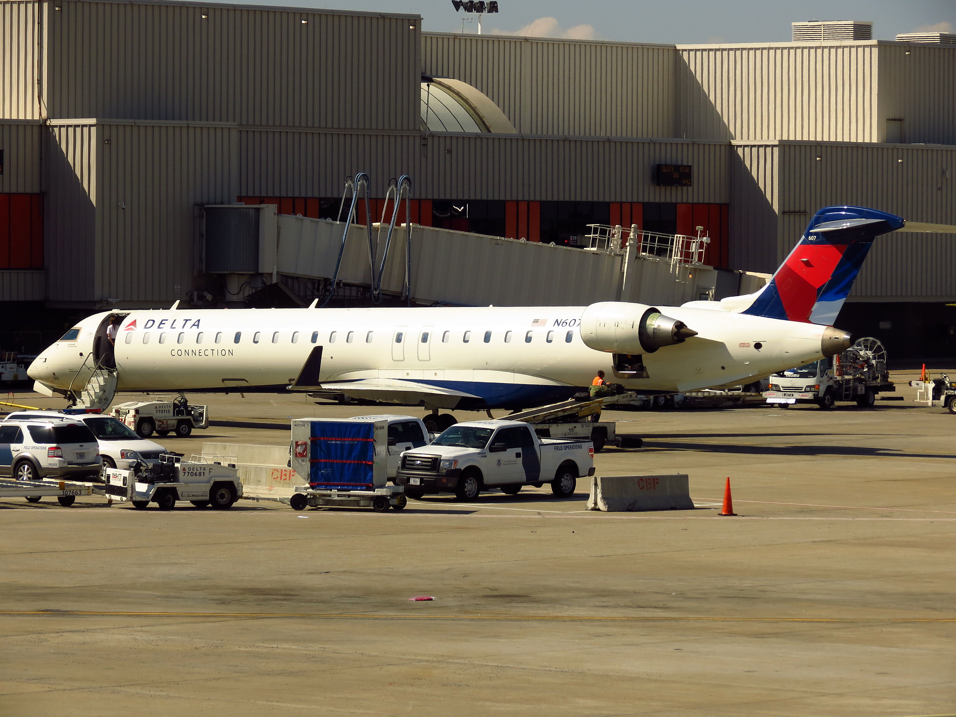 N607LR (8025000488)