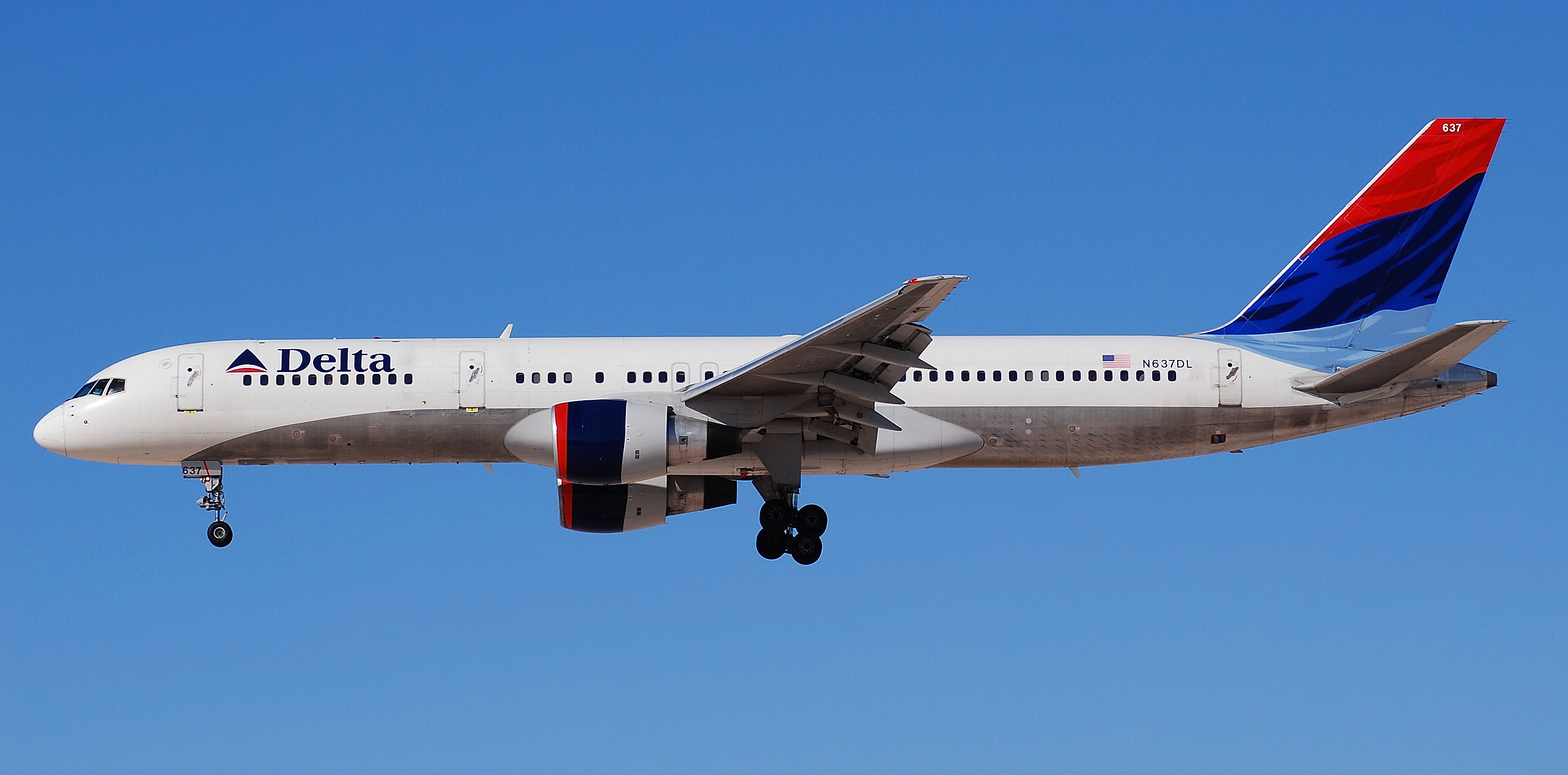 N637DL (2936469614)