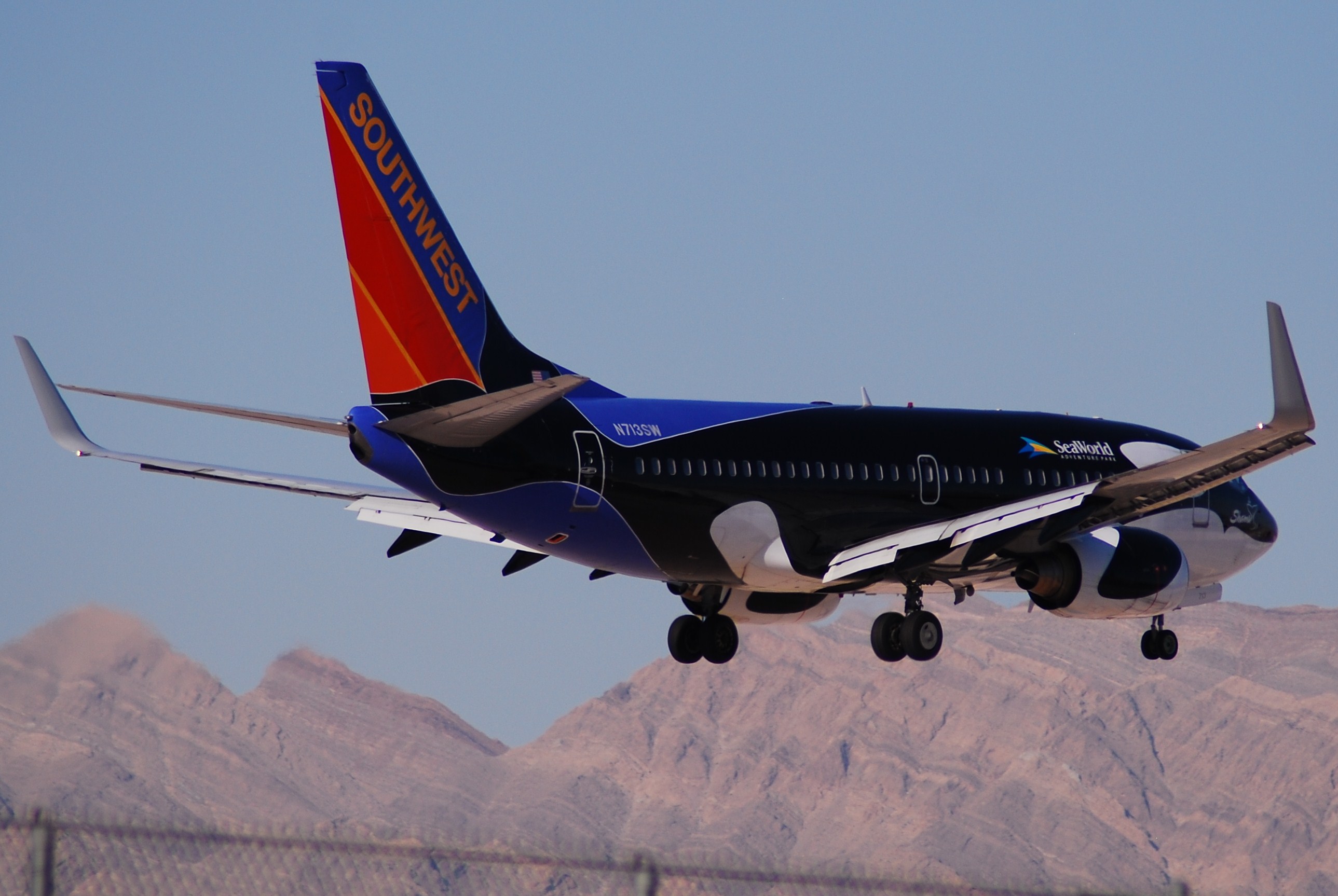 N713SW (2831529703)