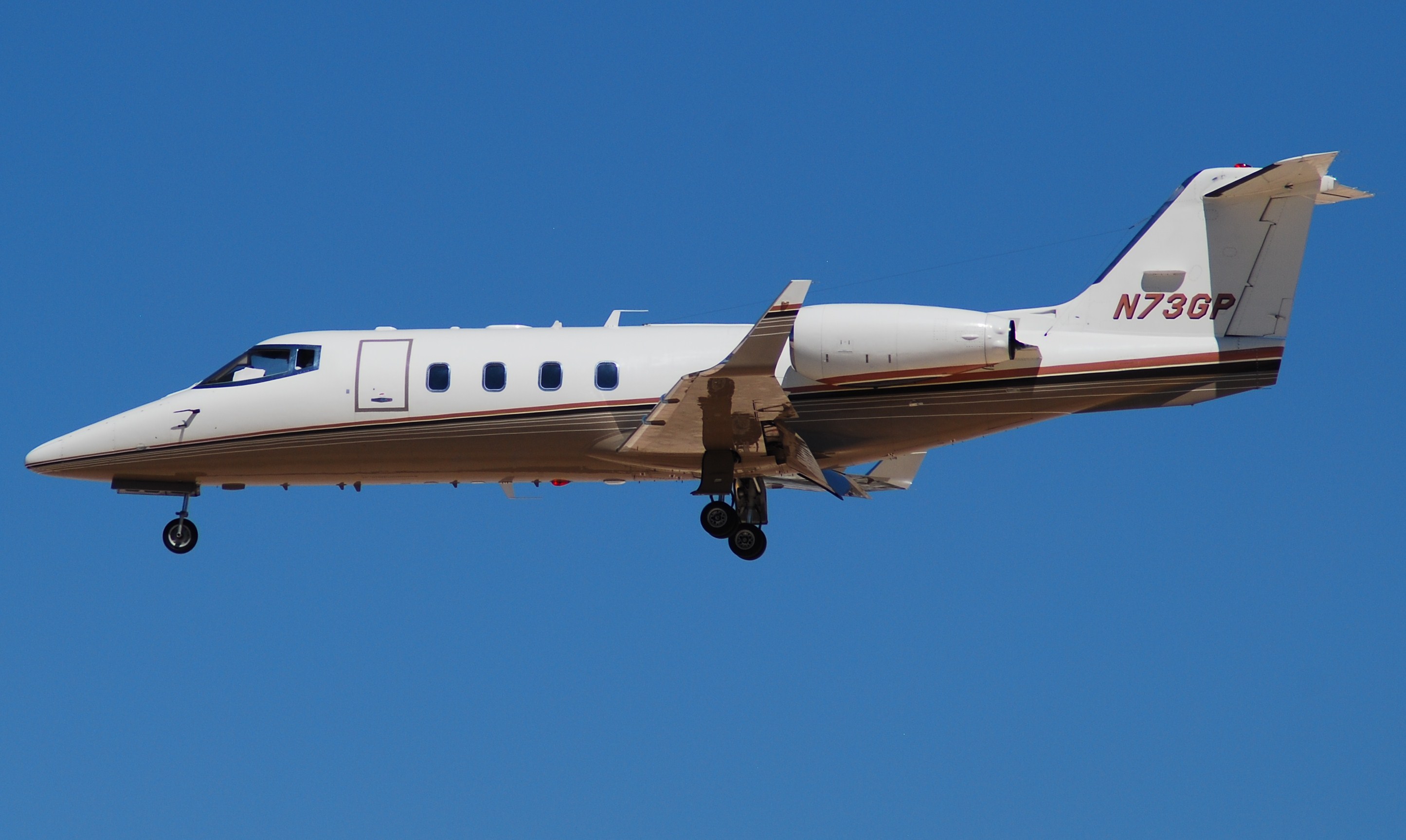 N73GP (2845034050)