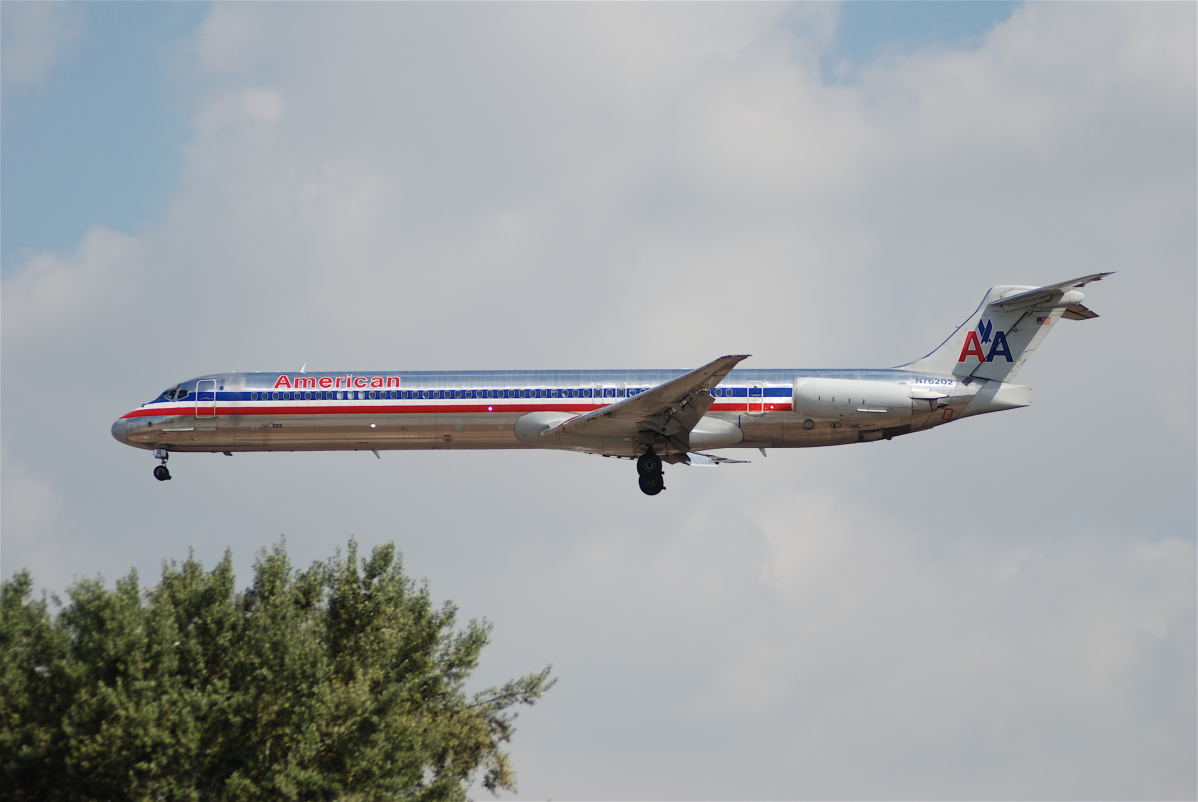 N76202@LAX;21.04.2007 466fy (4288428487)