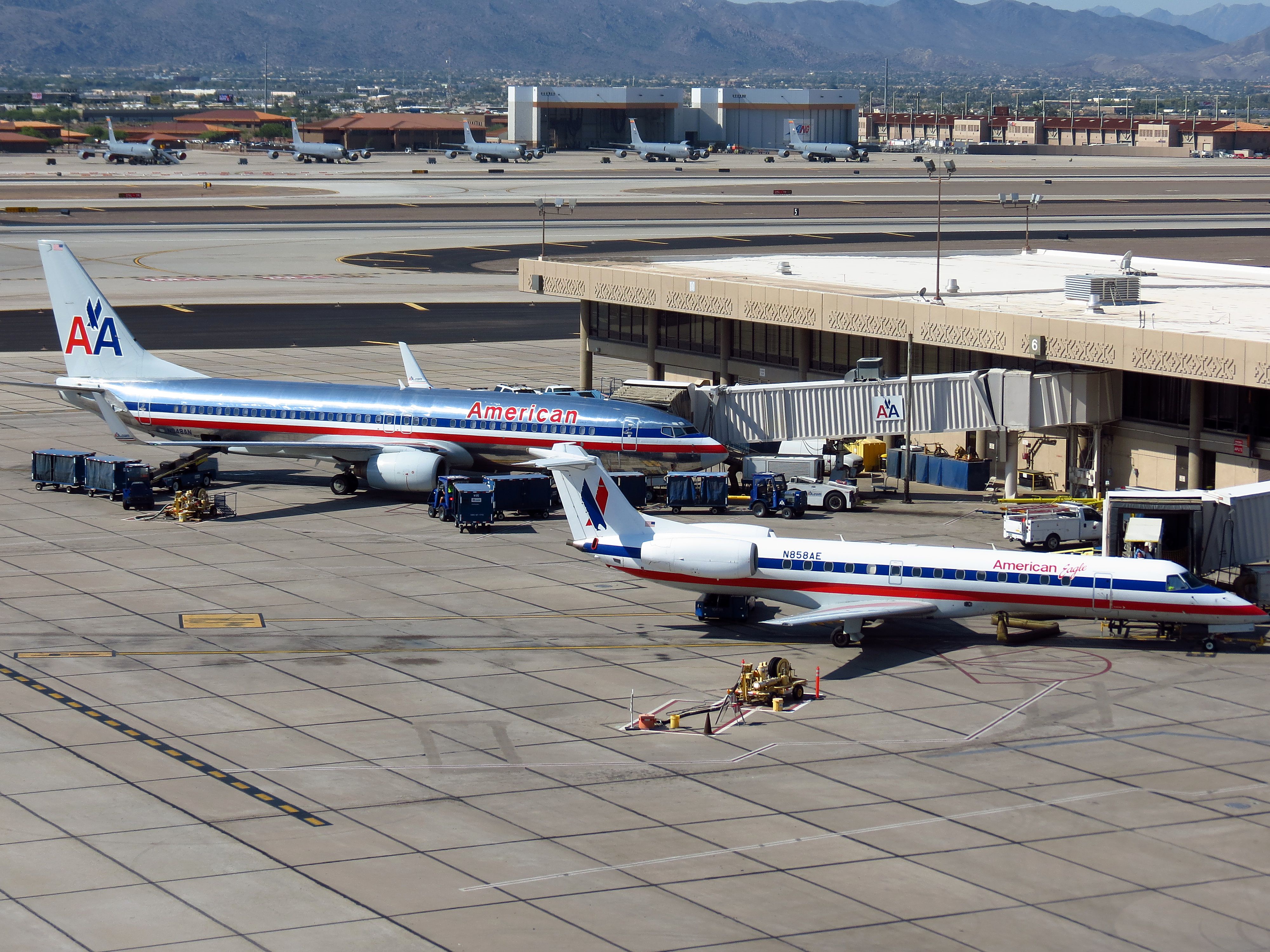 N858AE, N948AN (7896607166)