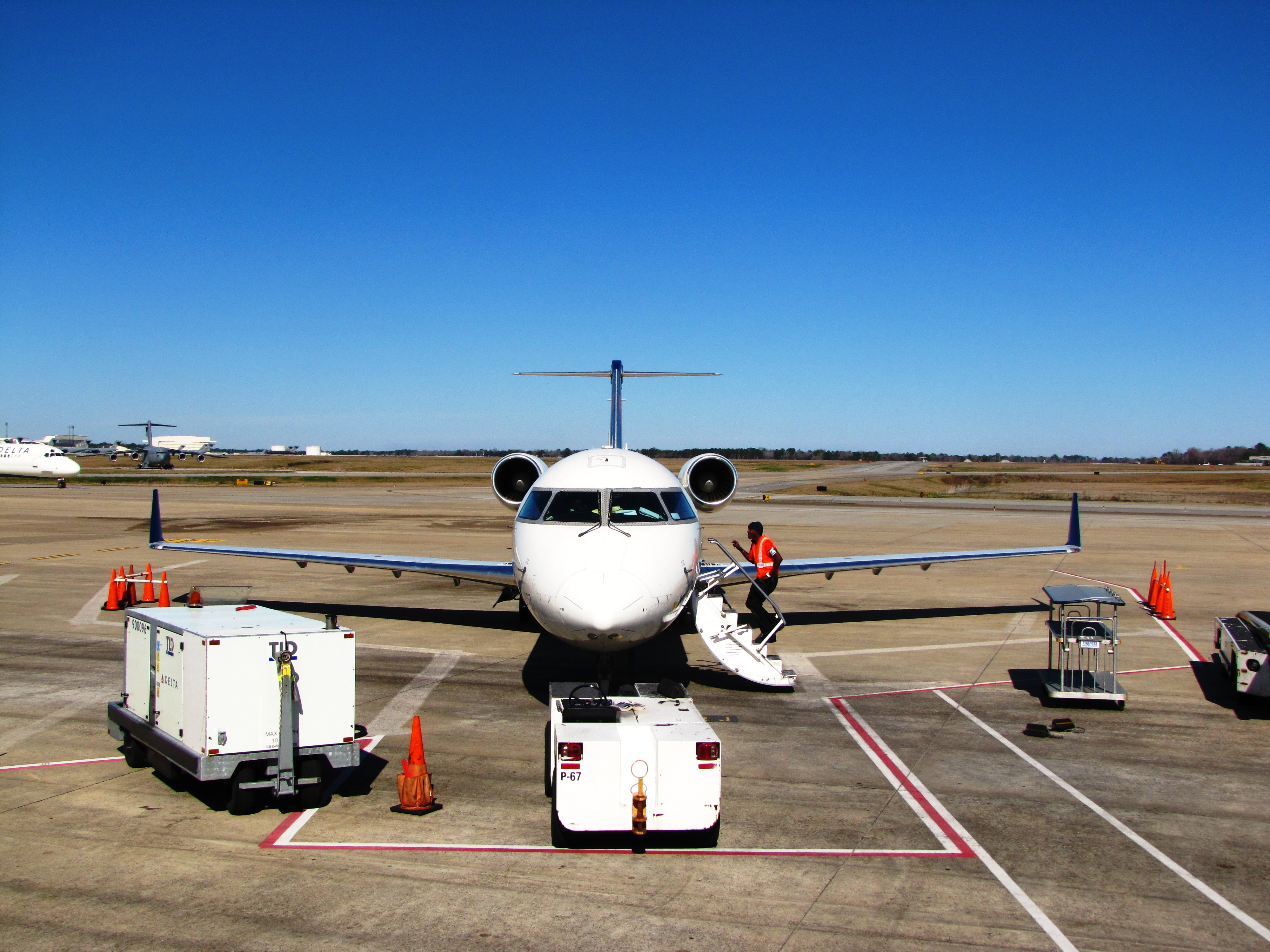 N8837B (6802886257)