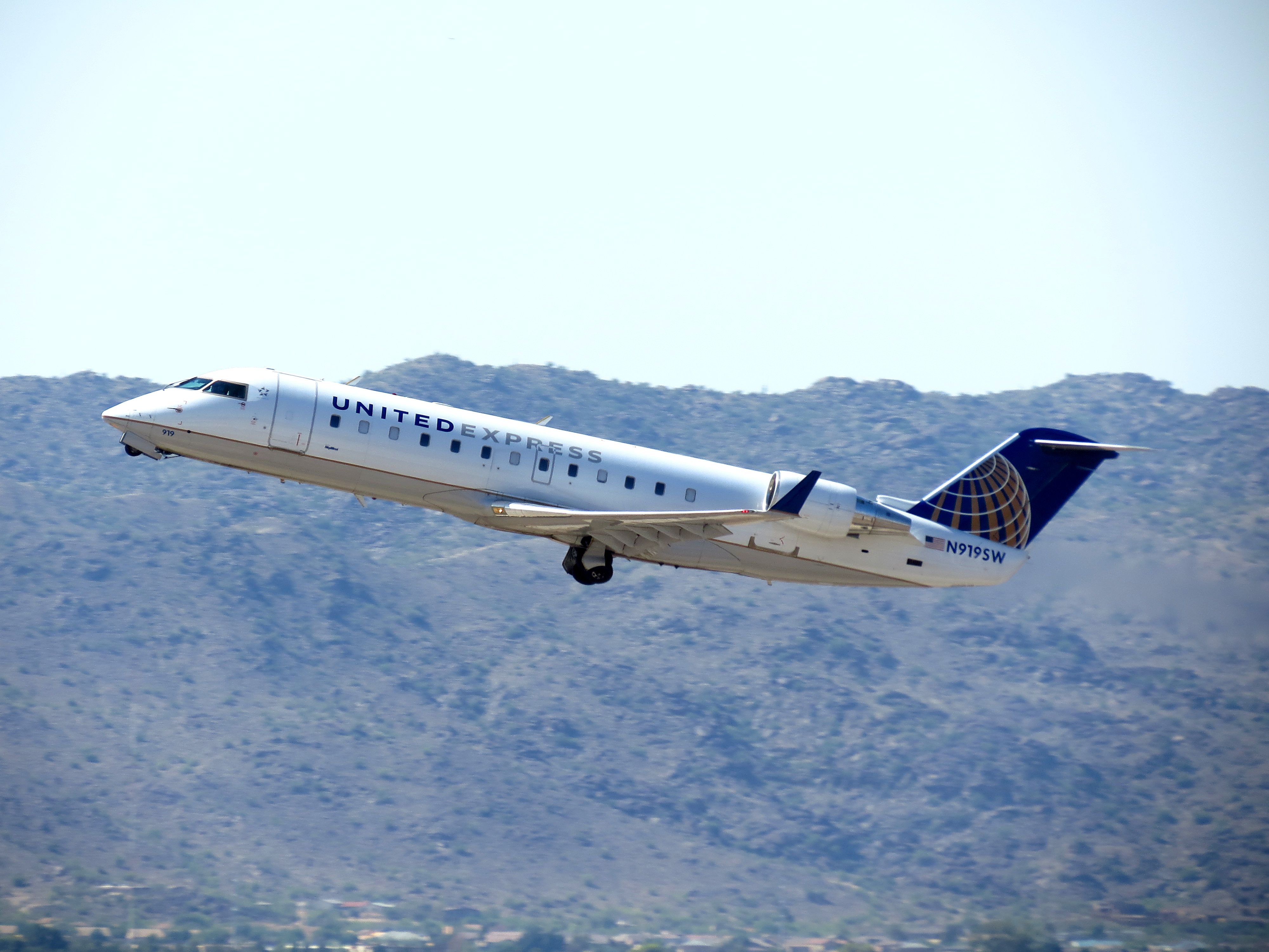 N919SW (7896578244)