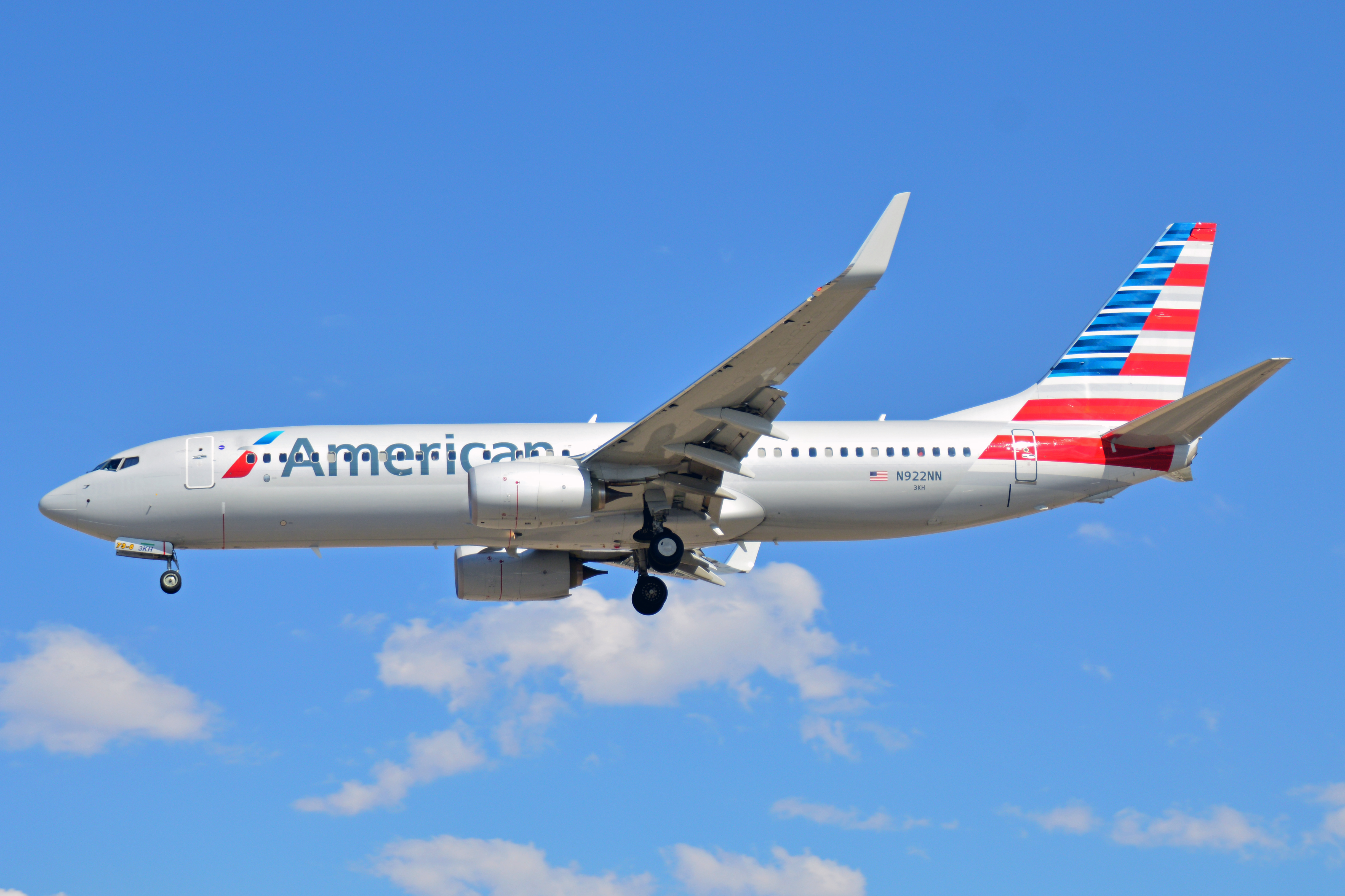 N922NN (9341256702)