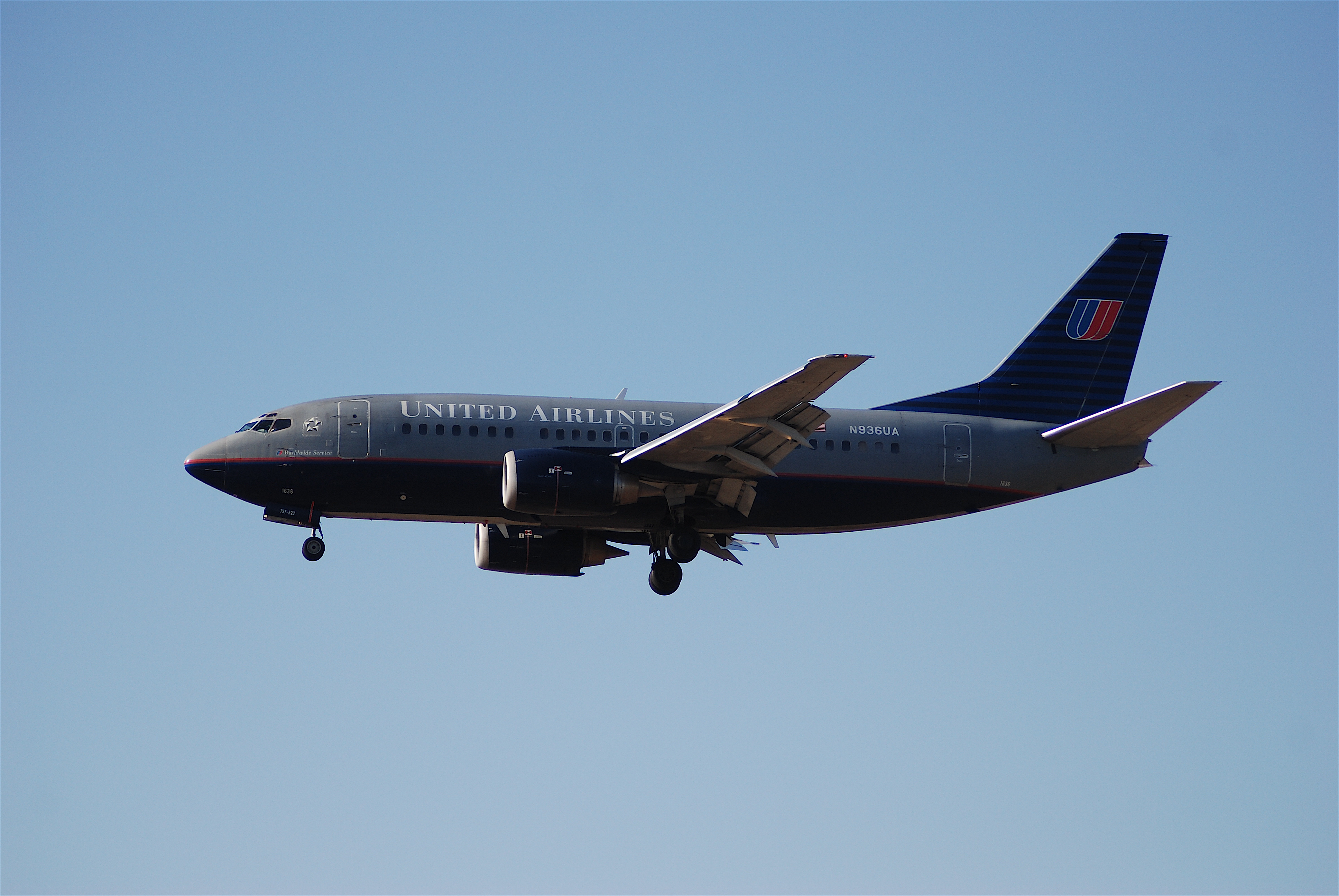 N936UA@LAX;18.04.2007 463xp (4271796437)