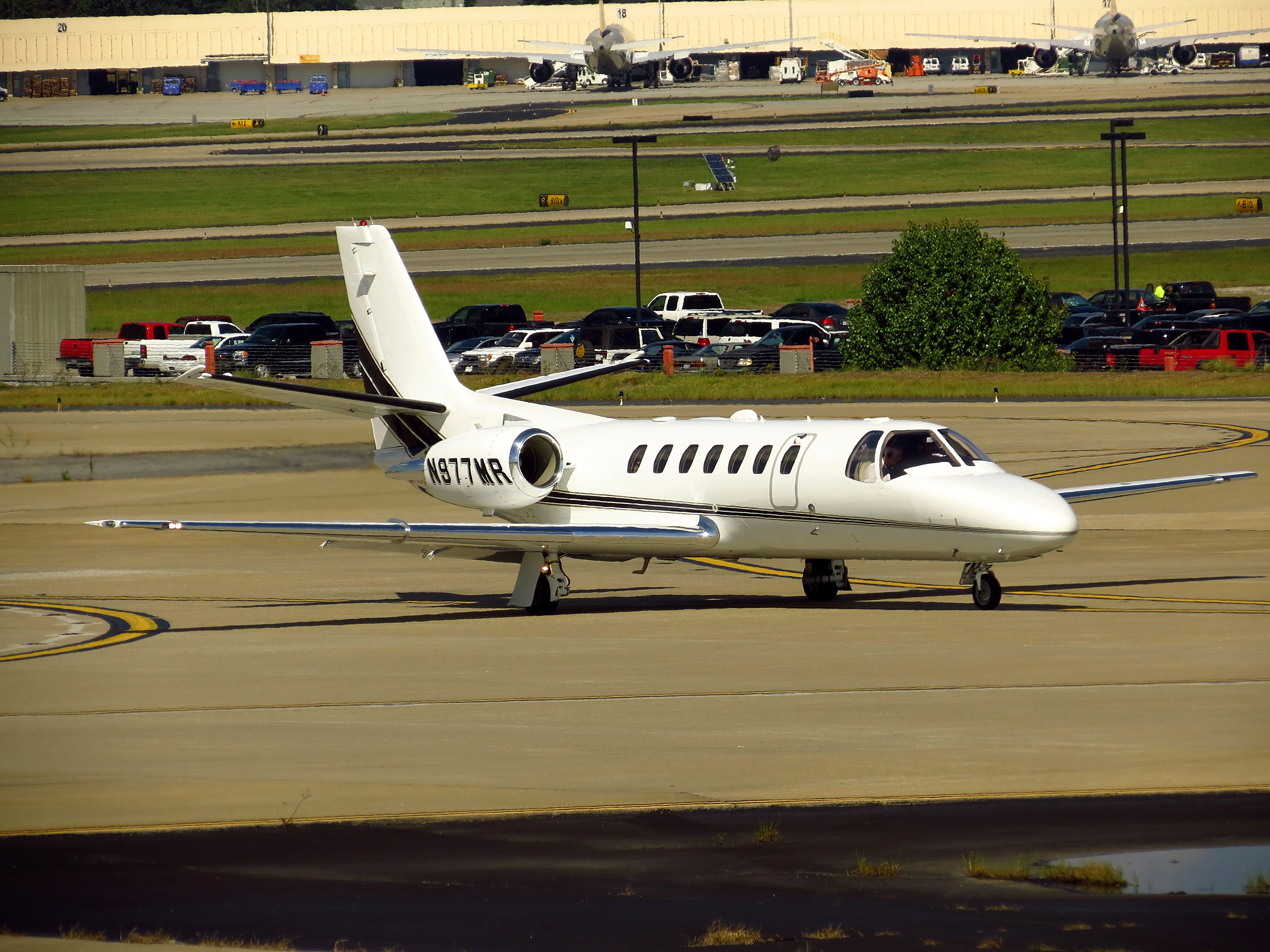 N977MR (8025004331)