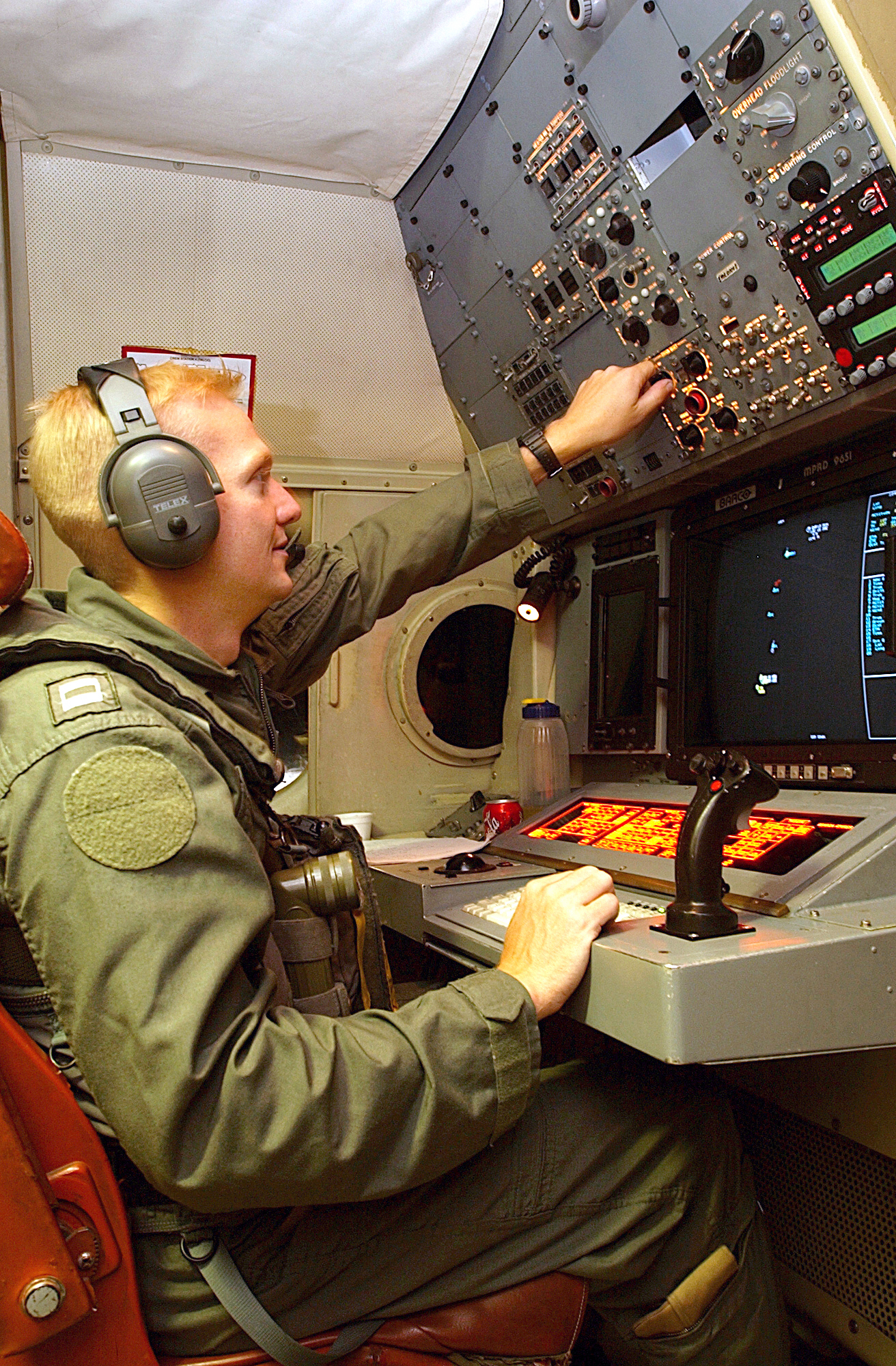 P-3C Orion, tactical coordinator station