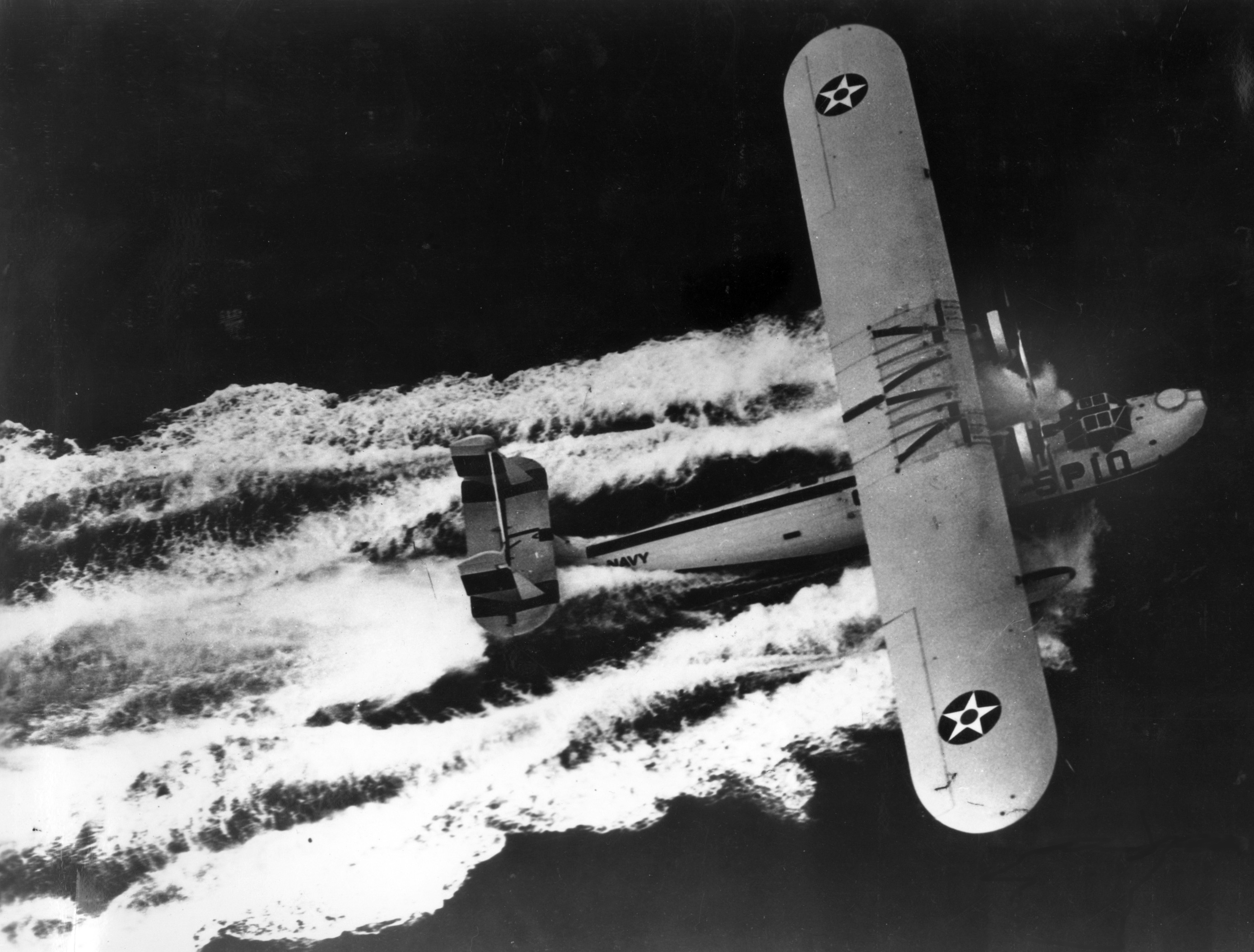 P2Y-1 VP-5F taking off 1930s
