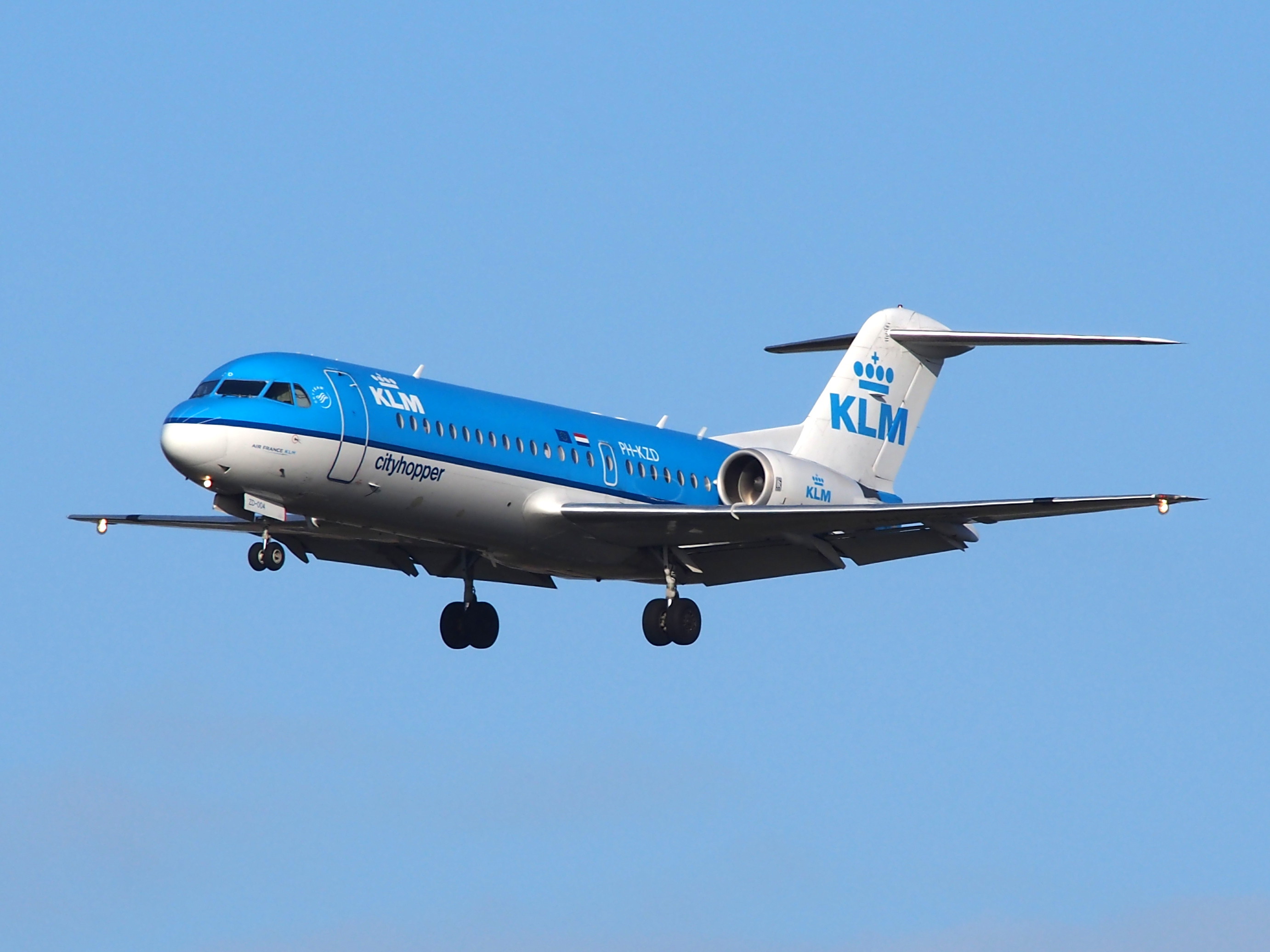 PH-KZD, landing at Schiphol on 2Feb2014 pic18