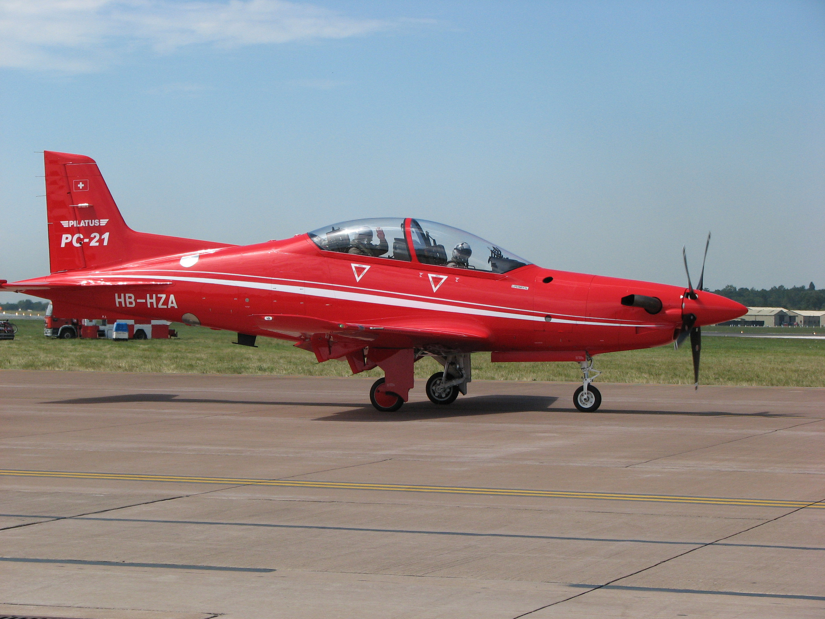 Pilatus.pc-21.fairford2006.arp