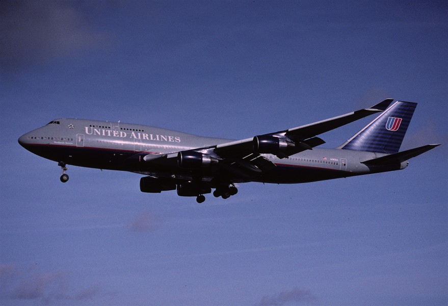 158cg - United Airlines Boeing 747-400, N190UA@LHR,27.10.2001 - Flickr - Aero Icarus