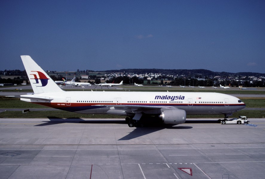 244ag - Malaysia Airlines Boeing 777-2H6ER, 9M-MRD@ZRH,06.07.2003 - Flickr - Aero Icarus